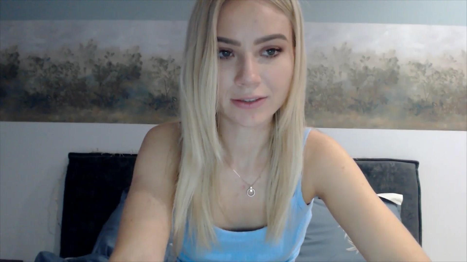 Gallery image thumbnail from semisweet's myfreecams stream on, 05/28/2025, 02:46 image 12 of 20
