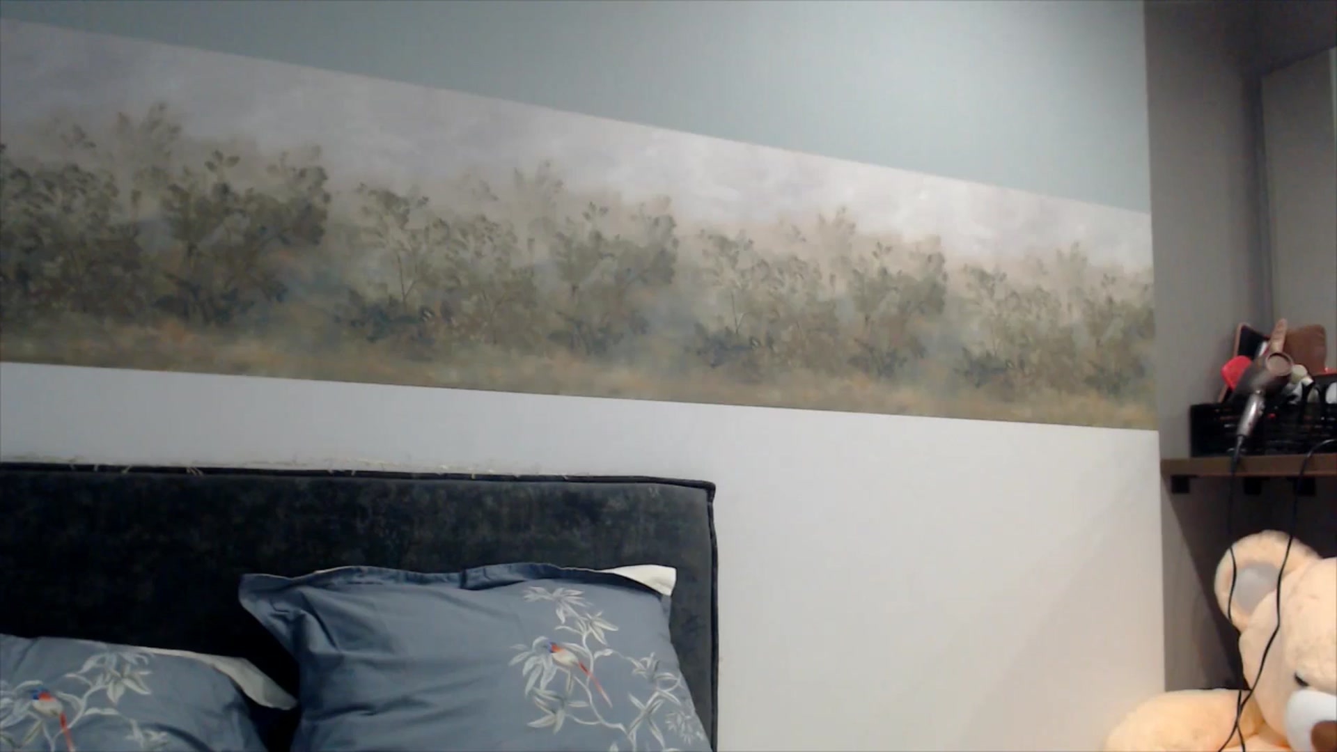 Gallery image thumbnail from semisweet's myfreecams stream on, 05/28/2025, 02:46 image 3 of 20