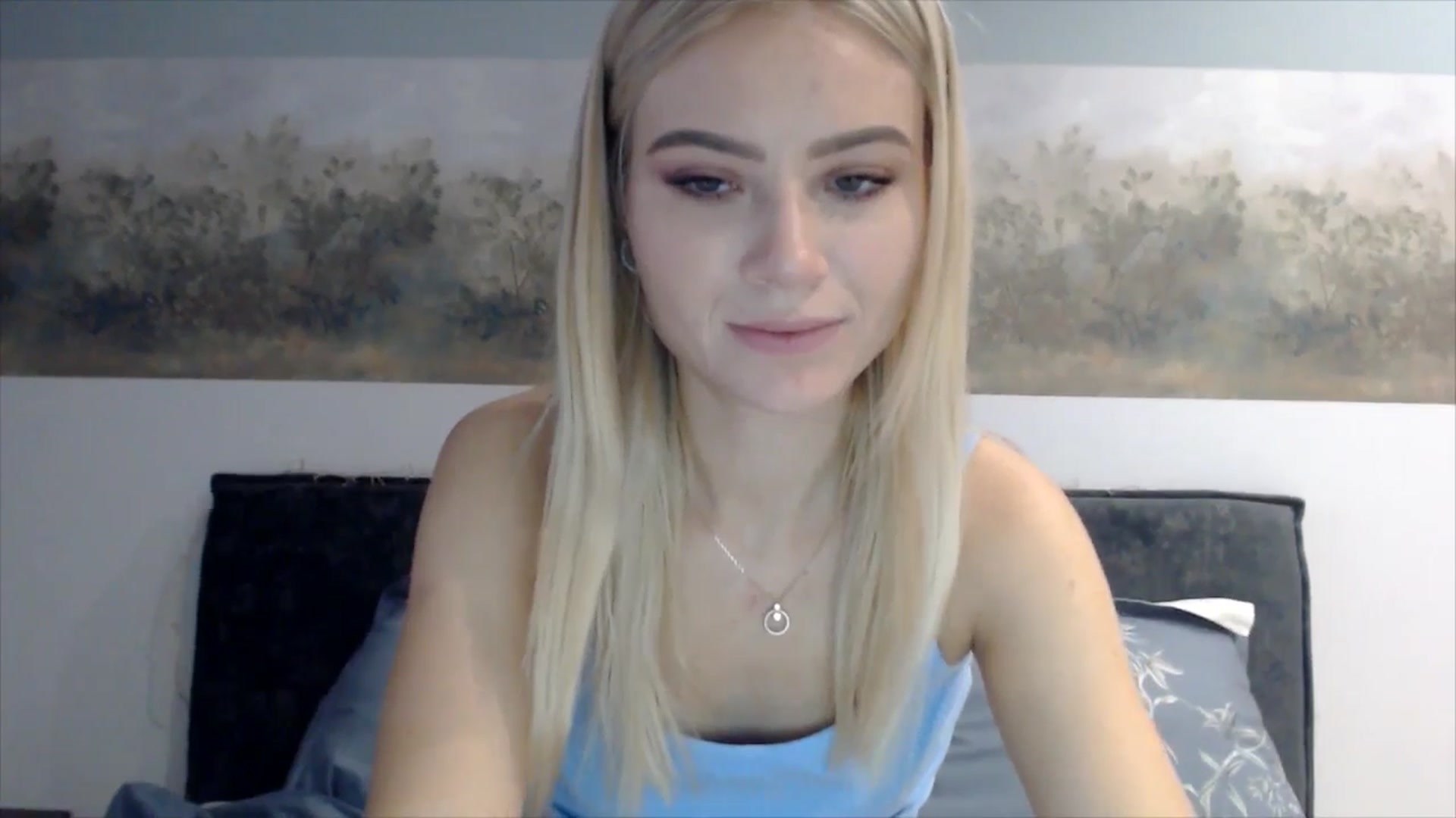 Gallery image thumbnail from semisweet's myfreecams stream on, 05/28/2025, 02:46 image 13 of 20