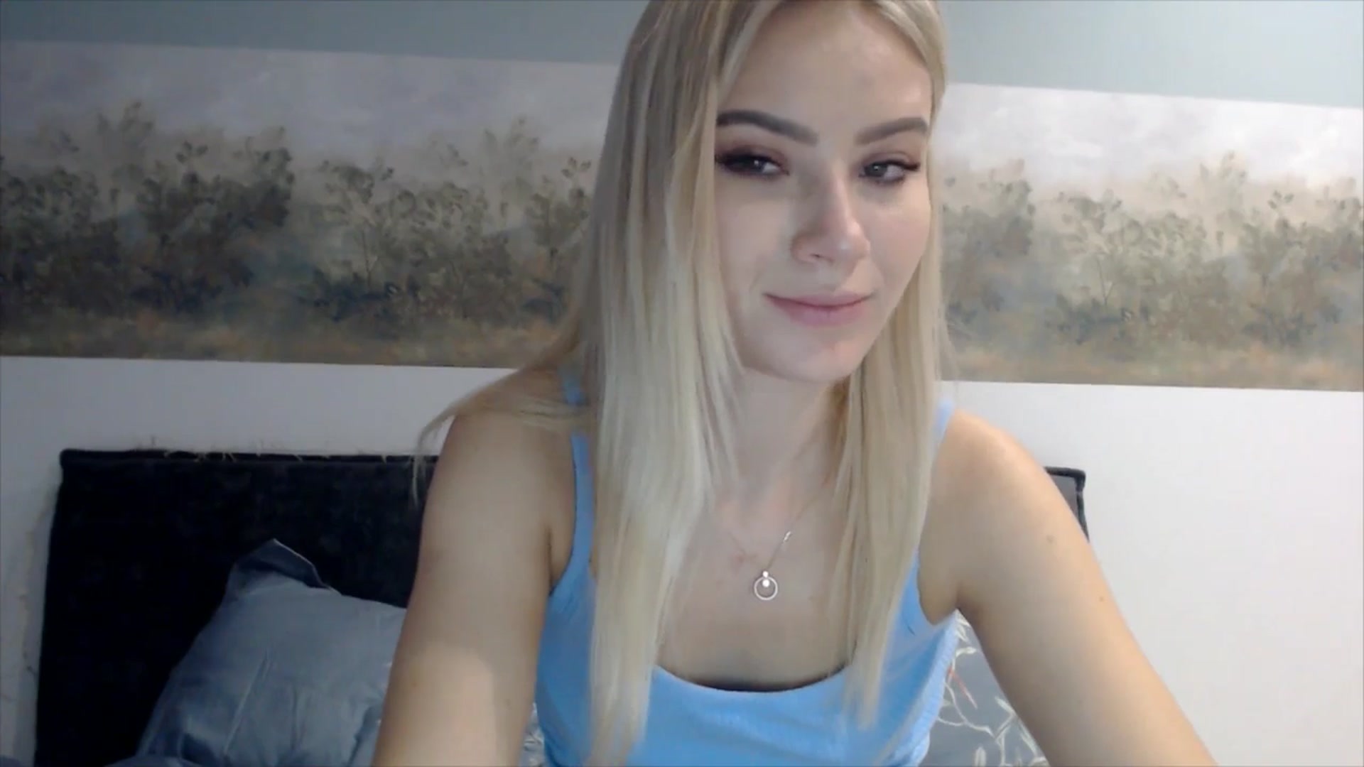 Gallery image thumbnail from semisweet's myfreecams stream on, 05/28/2025, 02:46 image 9 of 20