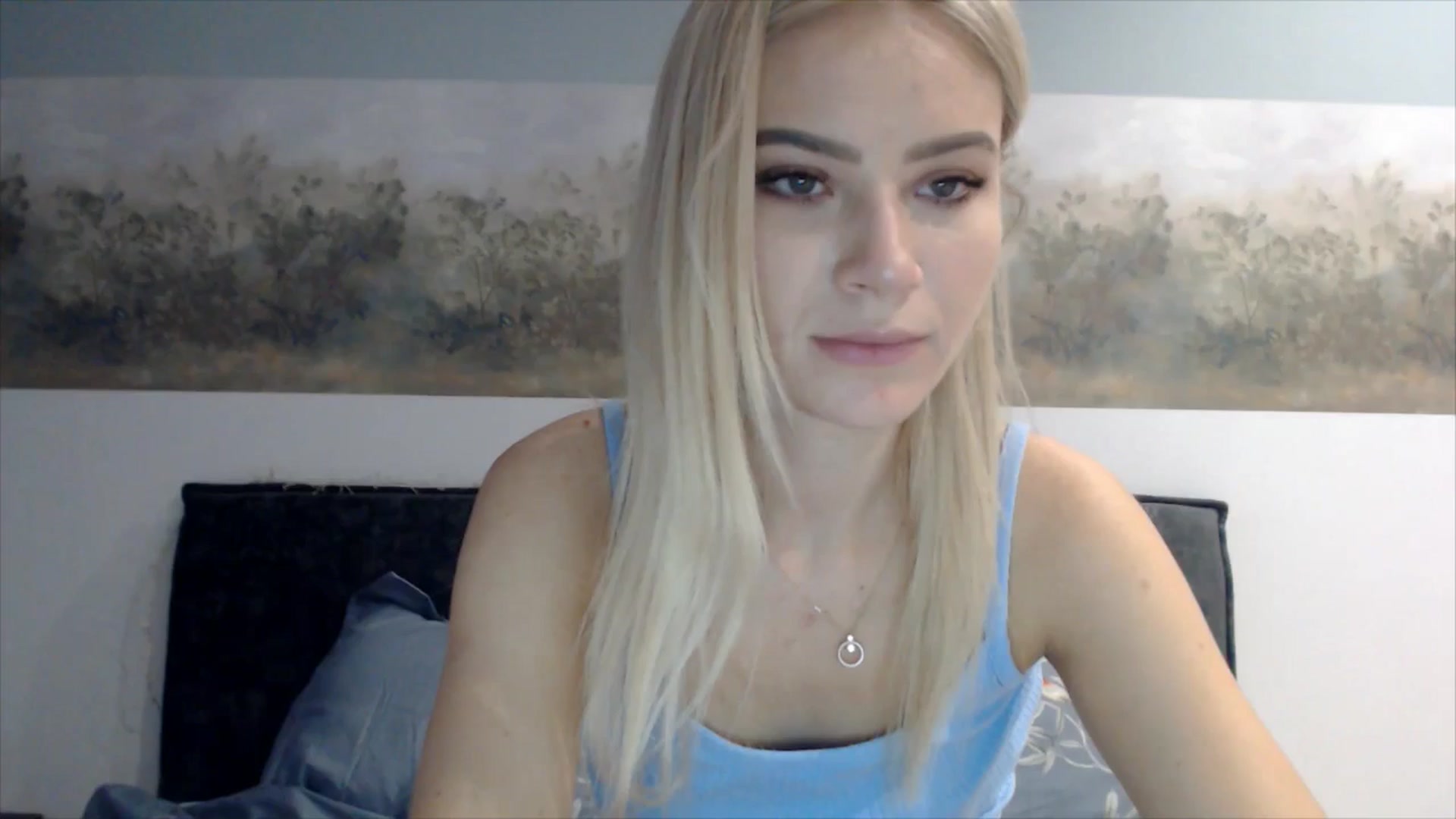 Gallery image thumbnail from semisweet's myfreecams stream on, 05/28/2025, 02:46 image 1 of 20