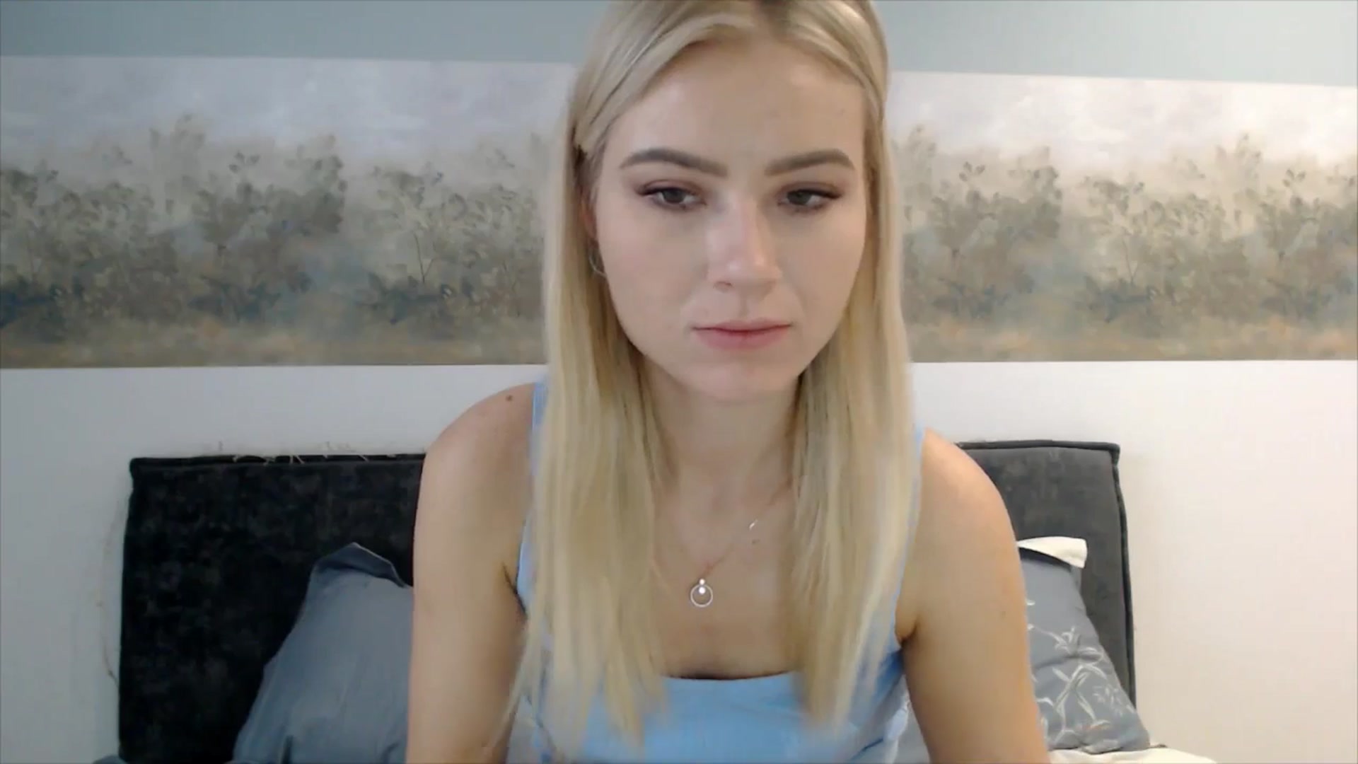 Gallery image thumbnail from semisweet's myfreecams stream on, 05/28/2025, 05:53 image 16 of 20