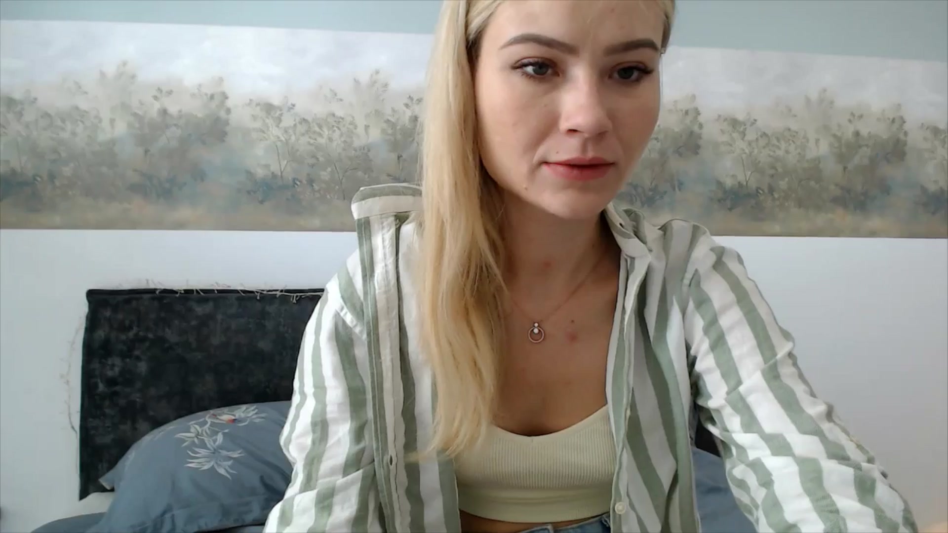 Gallery image thumbnail from semisweet's myfreecams stream on, 06/03/2025, 05:14 image 2 of 20