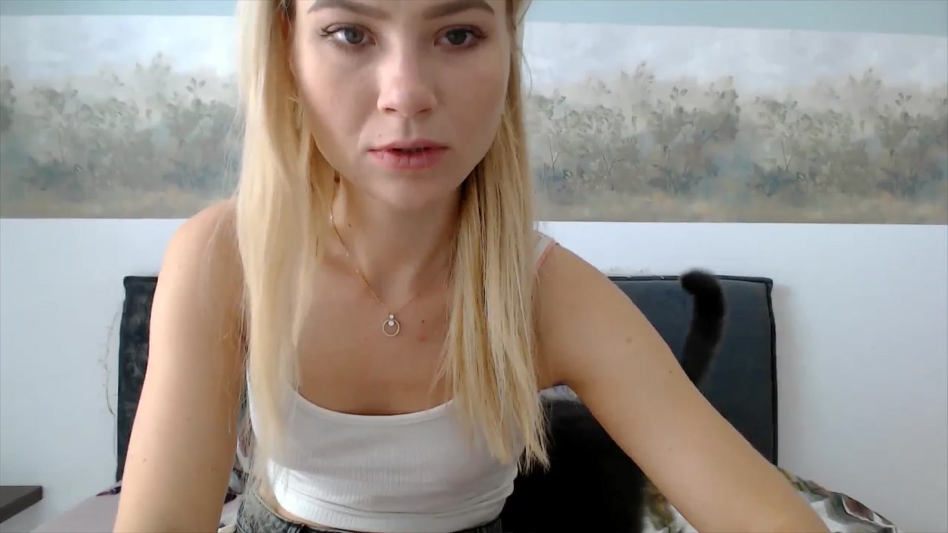 Gallery image thumbnail from semisweet's myfreecams stream on, 06/10/2025, 05:09 image 14 of 20