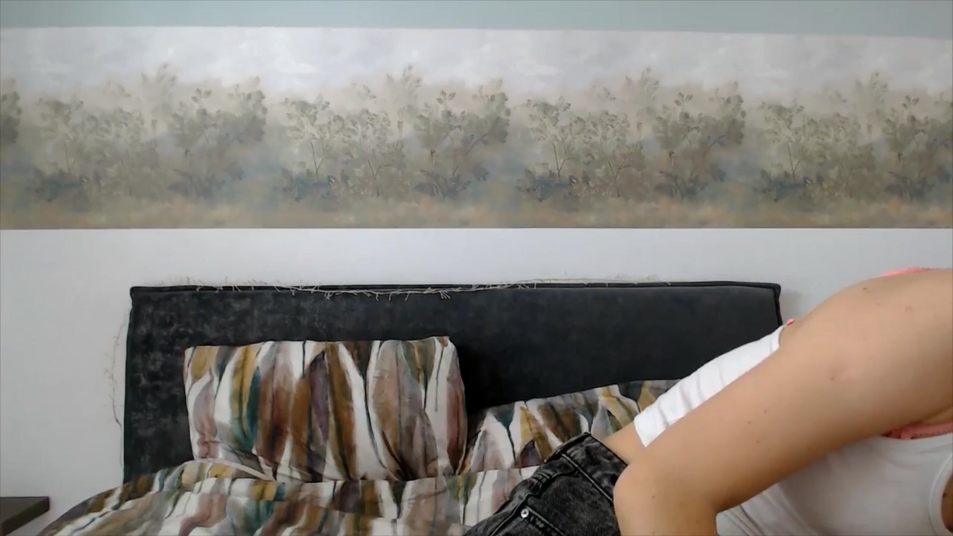 Gallery image thumbnail from semisweet's myfreecams stream on, 06/10/2025, 05:09 image 4 of 20