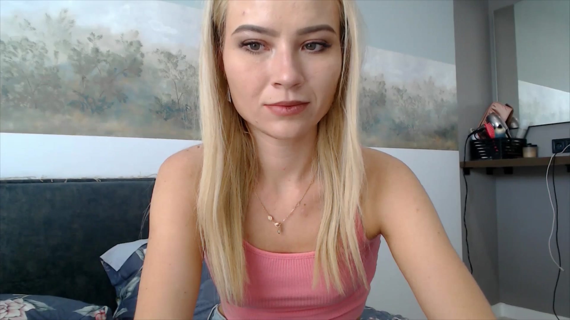 Gallery image thumbnail from semisweet's myfreecams stream on, 06/16/2025, 03:51 image 20 of 20