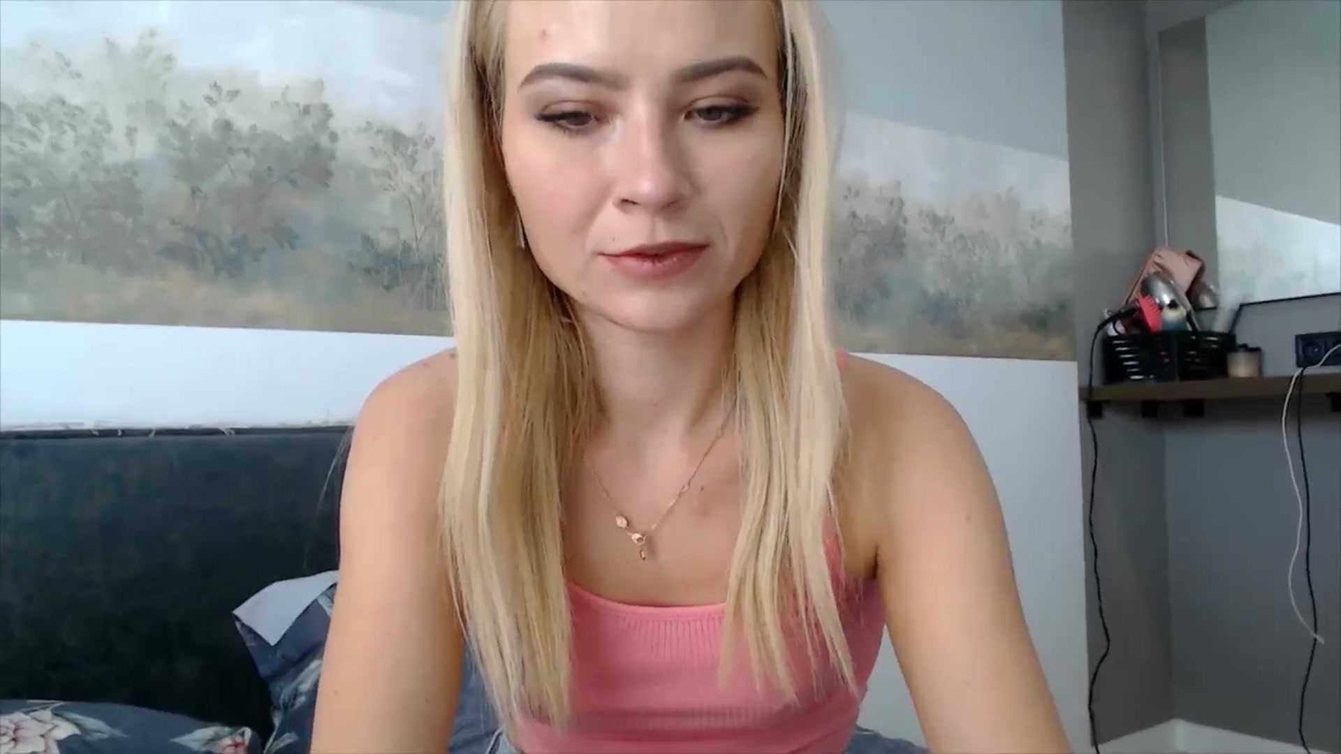Gallery image thumbnail from semisweet's myfreecams stream on, 06/16/2025, 03:51 image 19 of 20