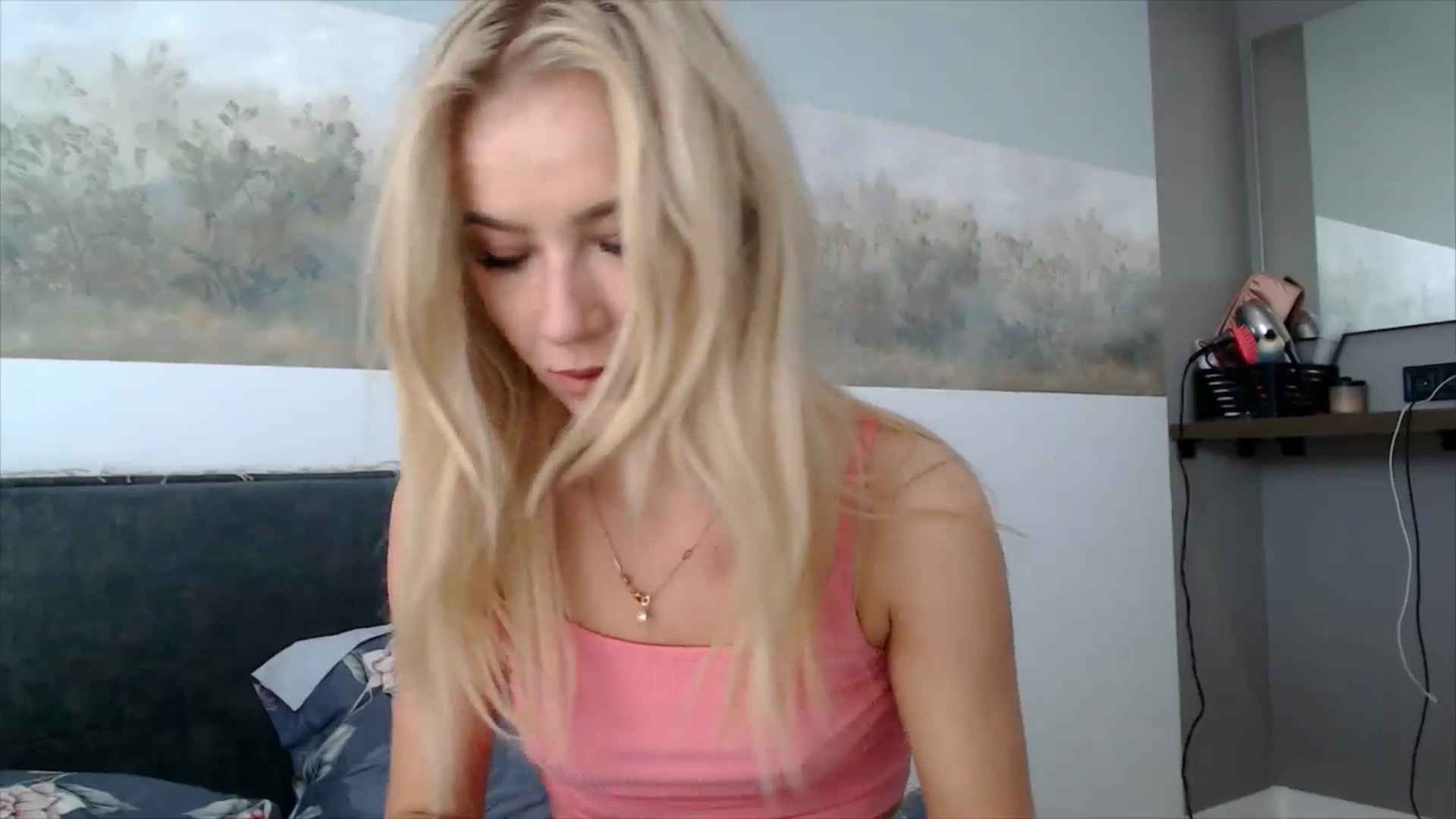 Gallery image thumbnail from semisweet's myfreecams stream on, 06/16/2025, 03:51 image 14 of 20