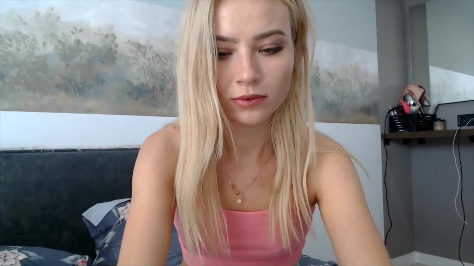 Gallery image thumbnail from semisweet's myfreecams stream on, 06/16/2025, 03:51 image 15 of 20