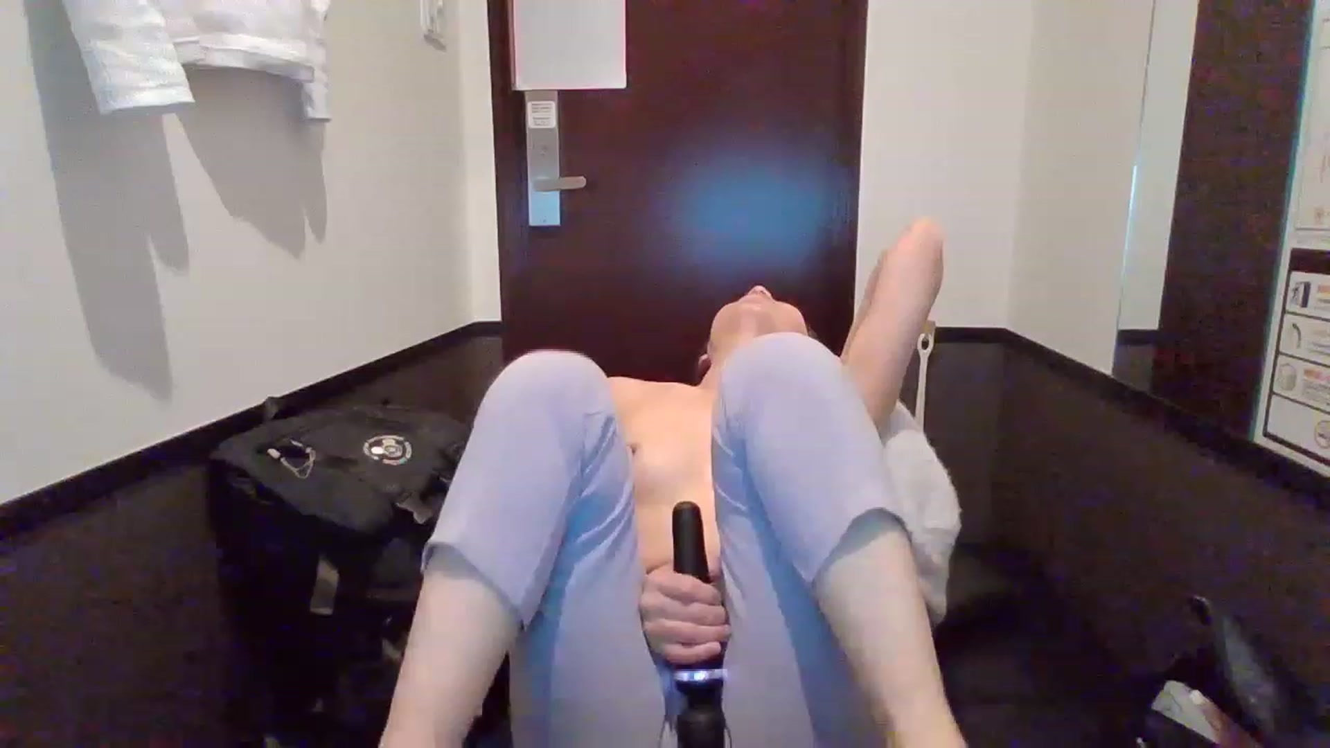 Gallery image thumbnail from sera7773's myfreecams stream on, 11/18/2022, 04:31 image 1 of 20