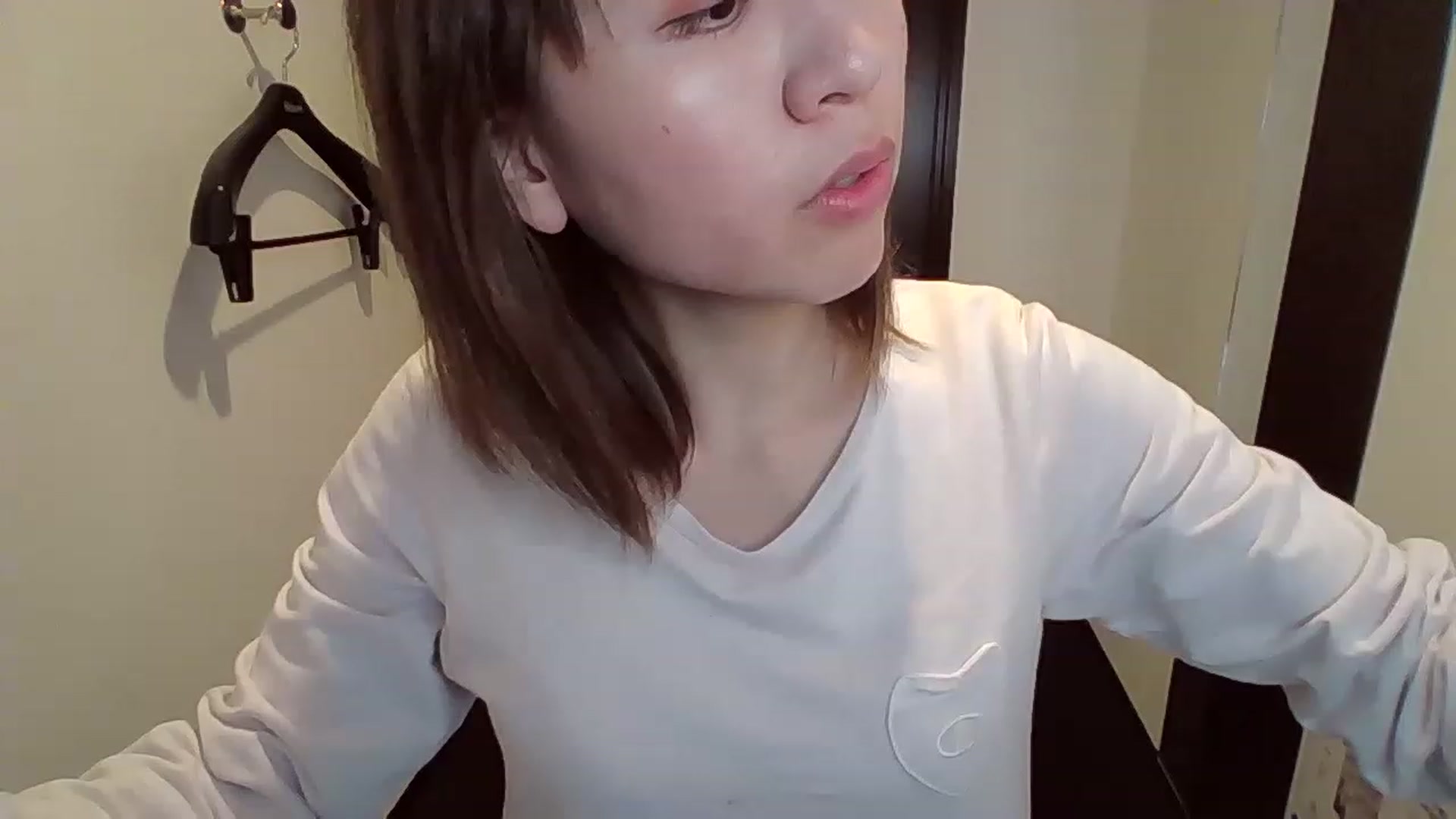 Gallery image thumbnail from sera7773's myfreecams stream on, 11/25/2022, 02:57 image 4 of 20