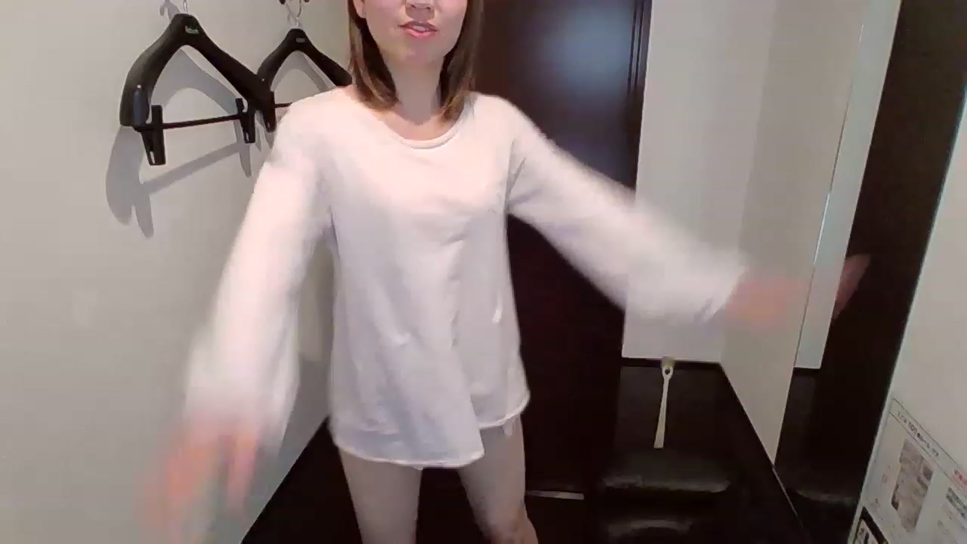 Gallery image thumbnail from sera7773's myfreecams stream on, 11/25/2022, 02:57 image 1 of 20