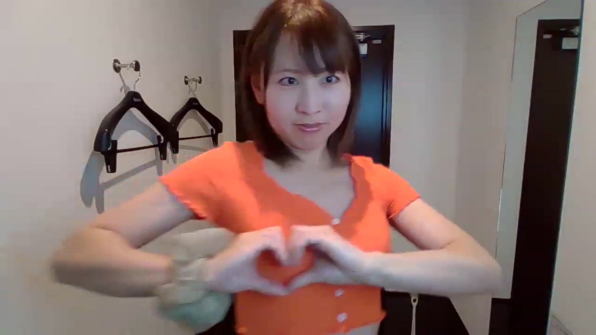 Gallery image thumbnail from sera7773's myfreecams stream on, 11/25/2022, 02:57 image 15 of 20