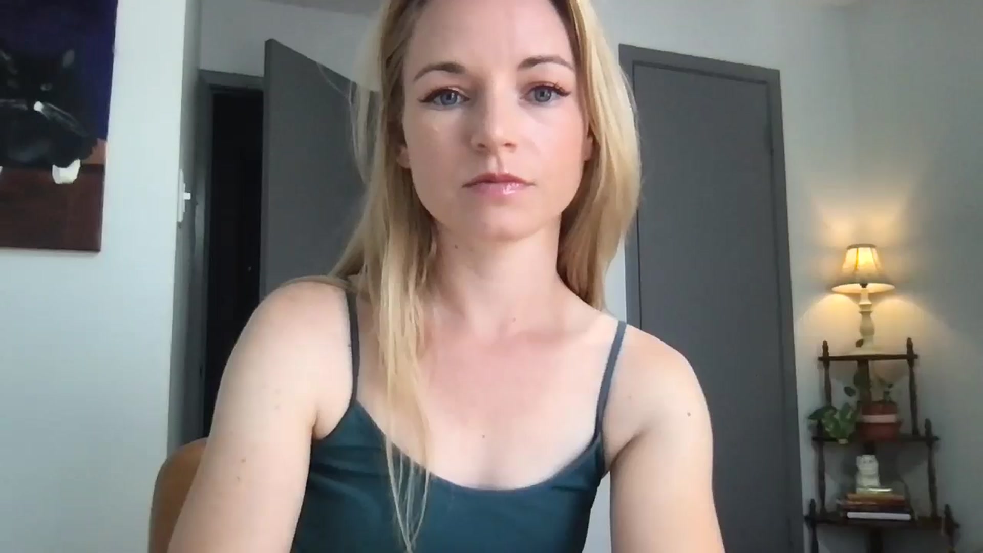 Gallery image thumbnail from serava's myfreecams stream on, 10/21/2025, 16:30 image 12 of 20