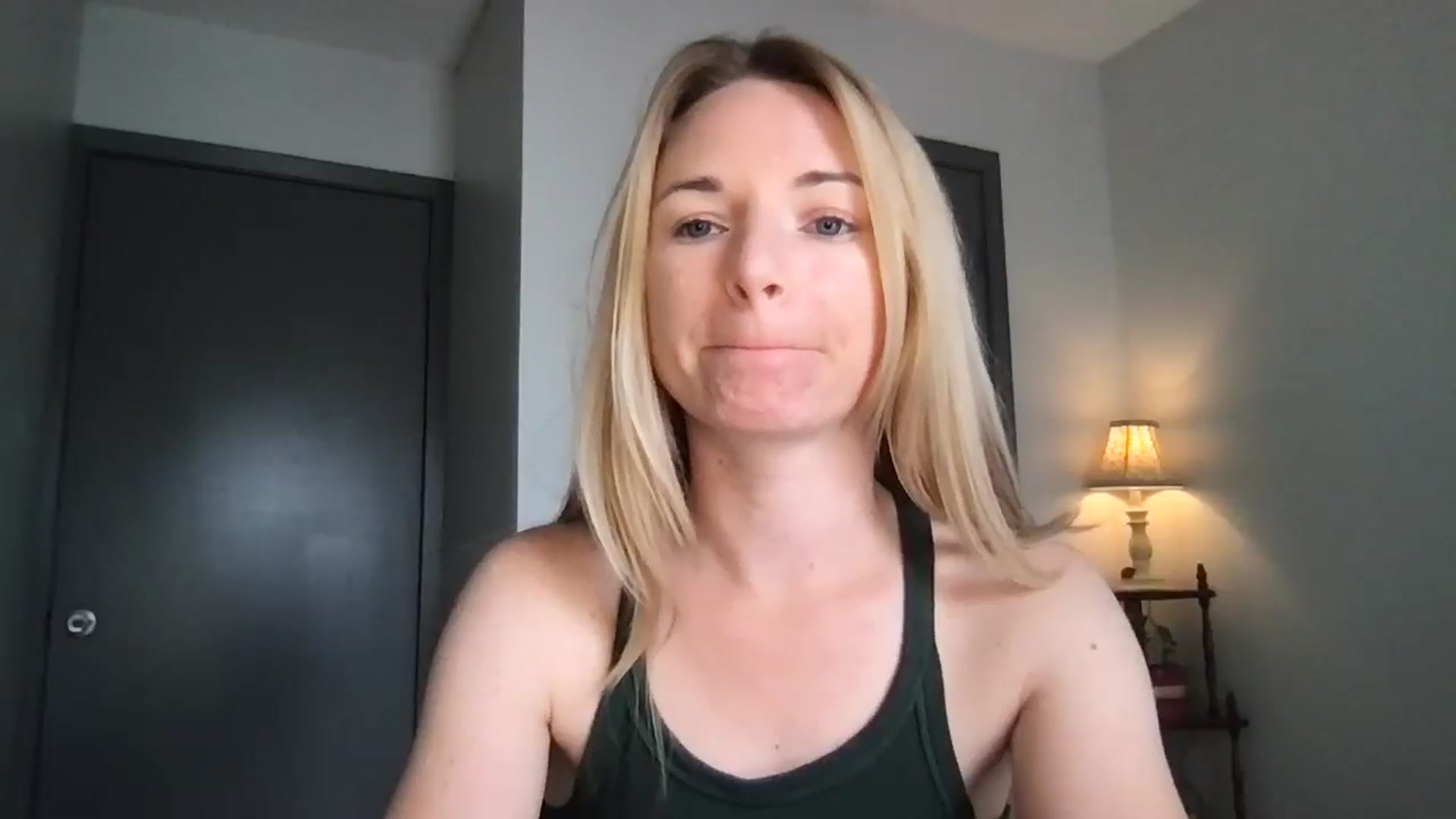 Gallery image thumbnail from serava's myfreecams stream on, 11/10/2025, 18:17 image 9 of 20