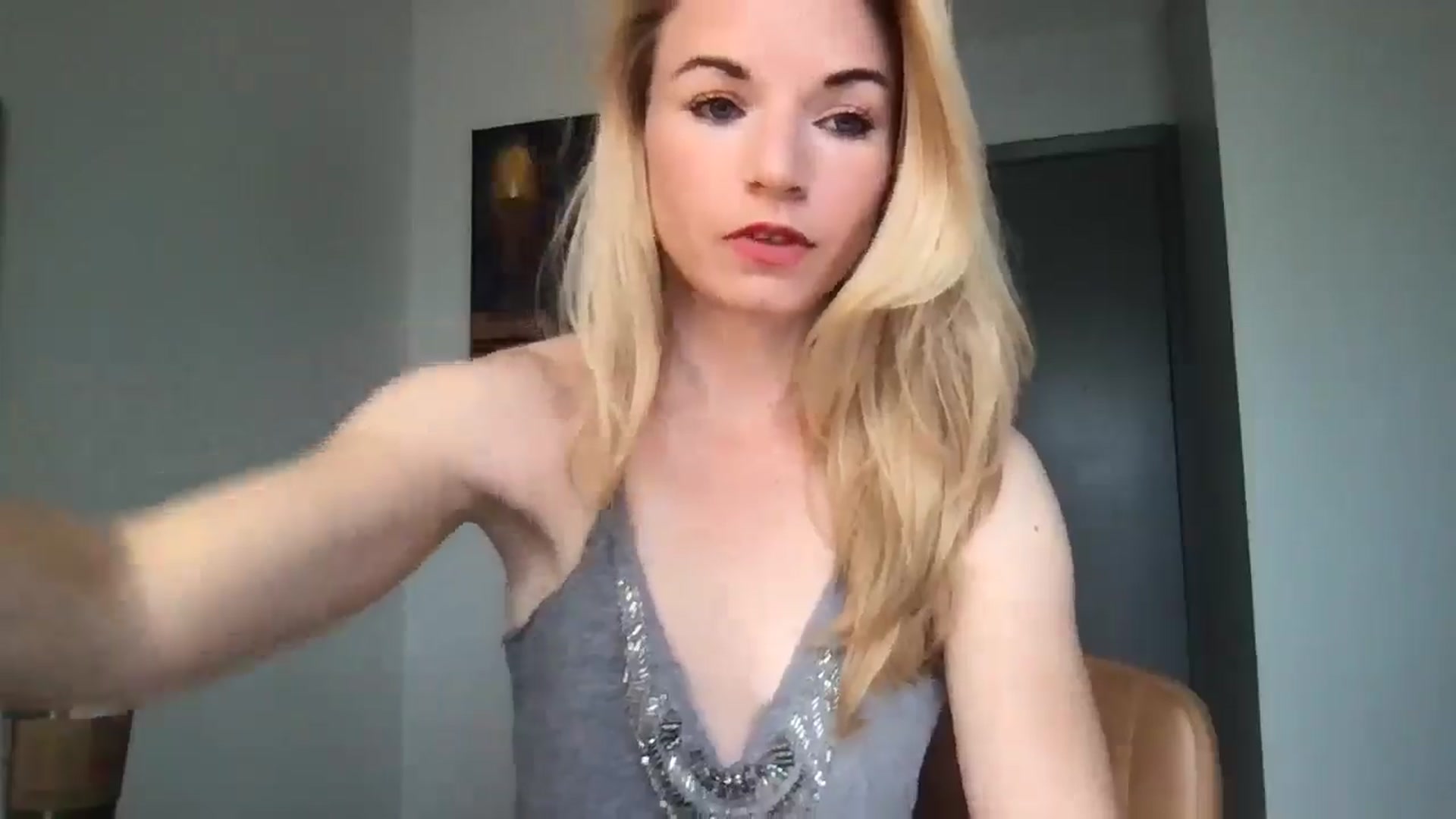 Gallery image thumbnail from serava's myfreecams stream on, 11/11/2025, 19:21 image 5 of 20