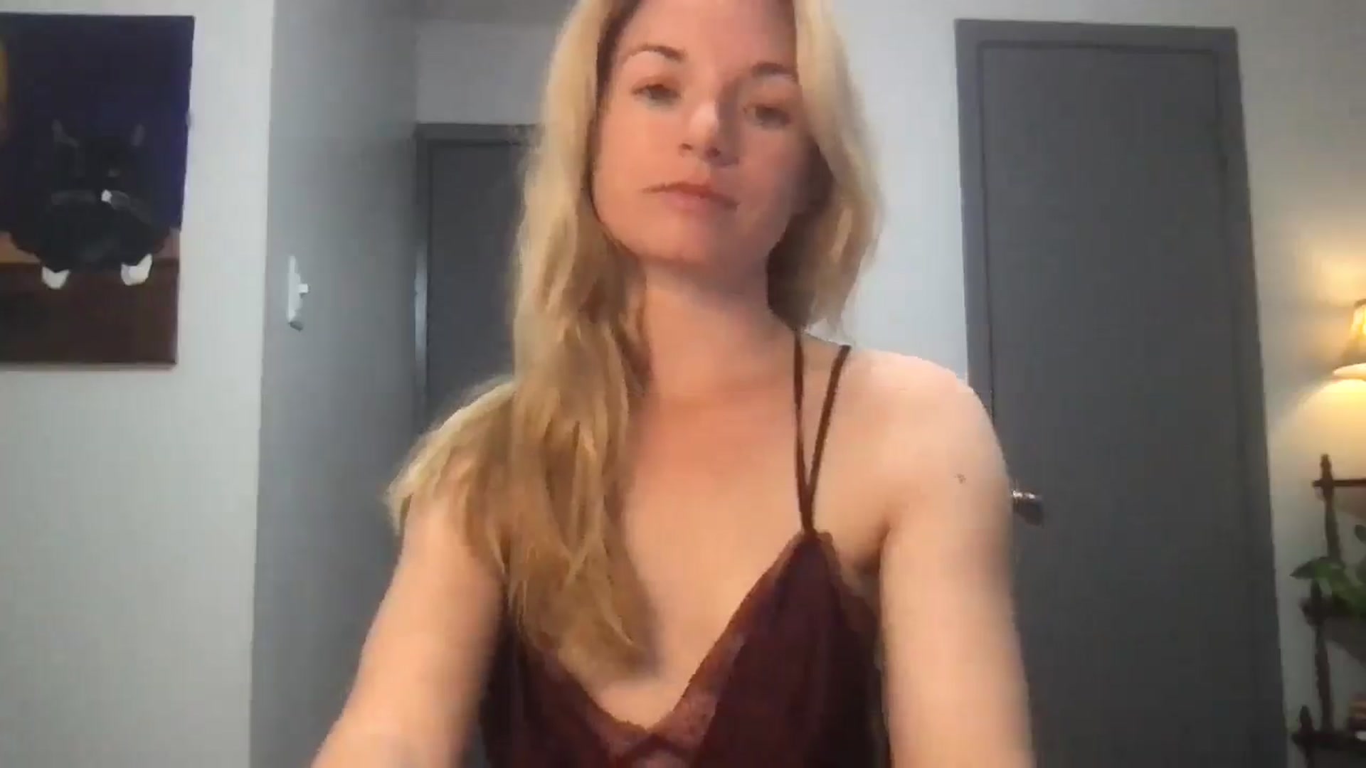 Gallery image thumbnail from serava's myfreecams stream on, 11/15/2025, 03:55 image 5 of 20
