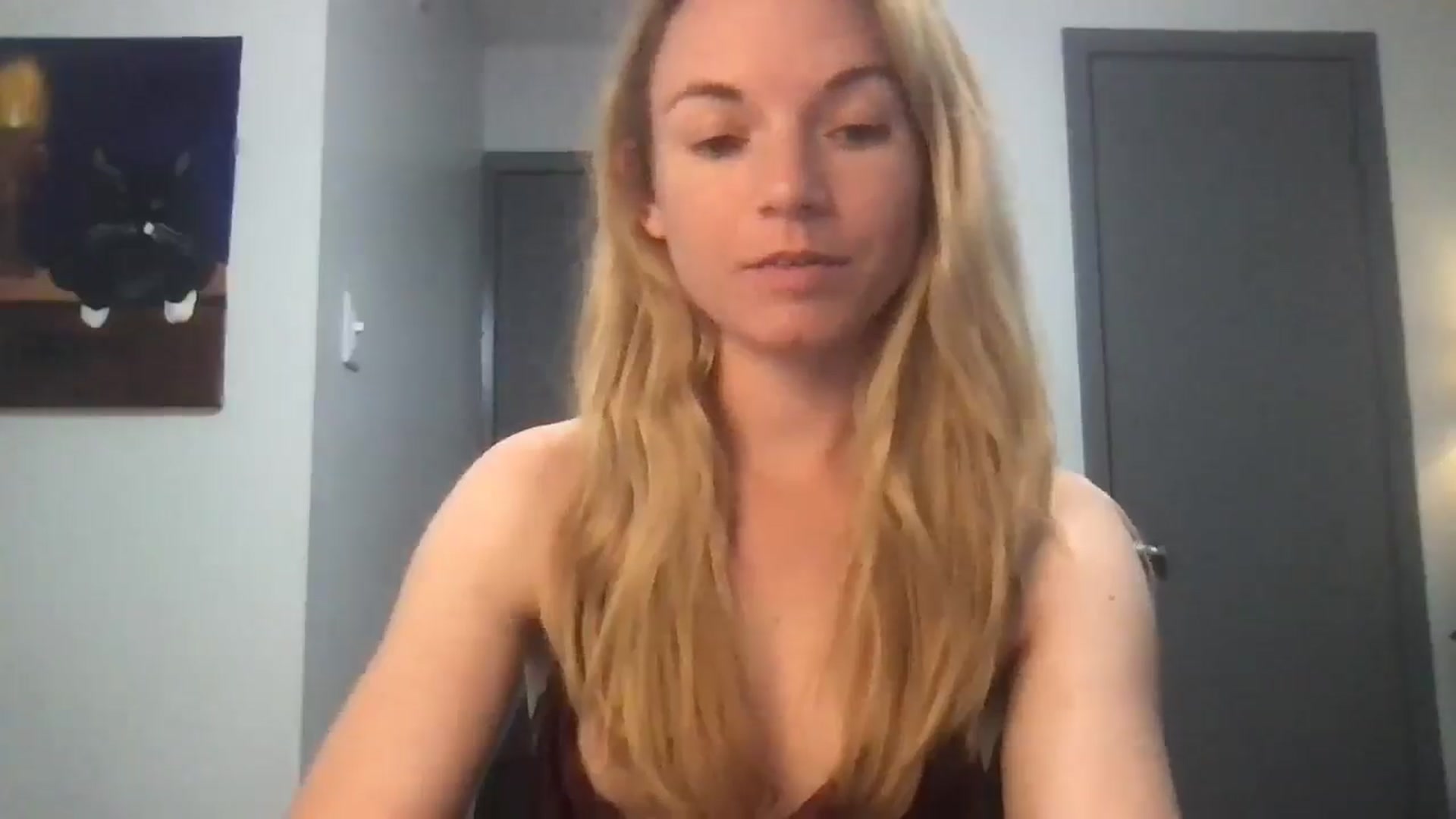 Gallery image thumbnail from serava's myfreecams stream on, 11/15/2025, 03:55 image 13 of 20