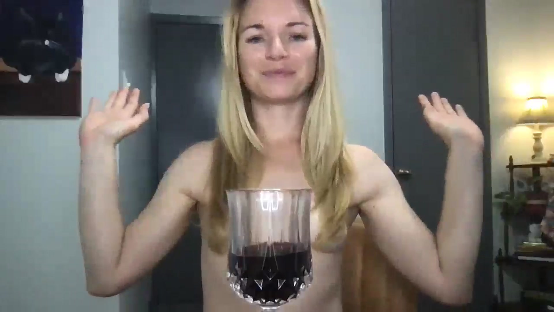 Gallery image thumbnail from serava's myfreecams stream on, 12/04/2025, 24:38 image 12 of 20