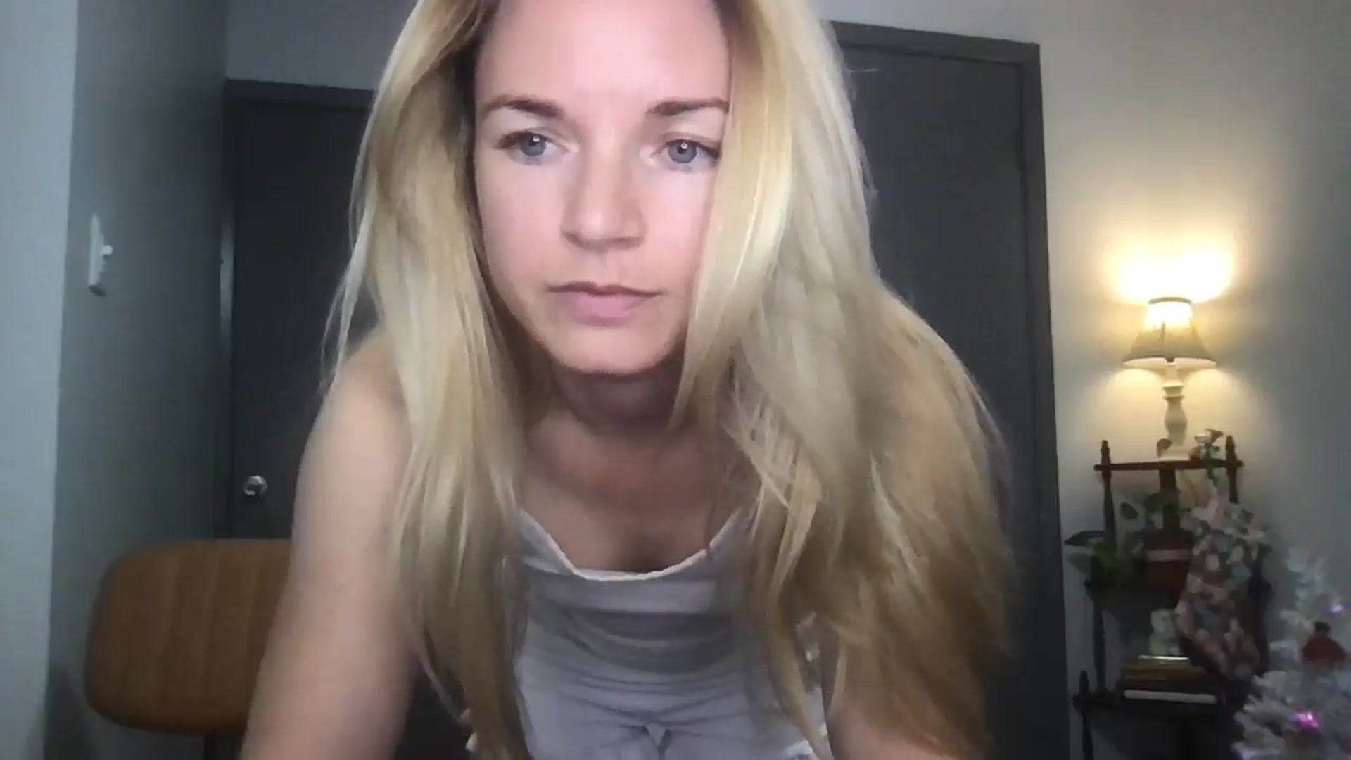 Gallery image thumbnail from serava's myfreecams stream on, 12/11/2025, 24:00 image 2 of 20