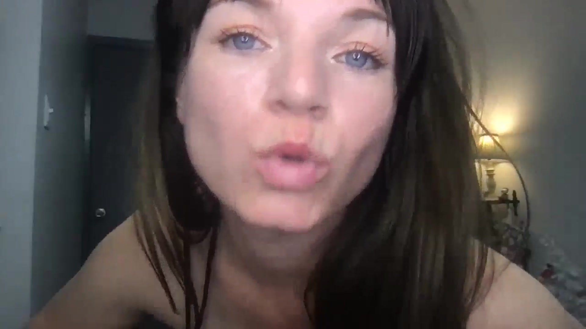 Gallery image thumbnail from serava's myfreecams stream on, 12/23/2025, 23:32 image 9 of 20