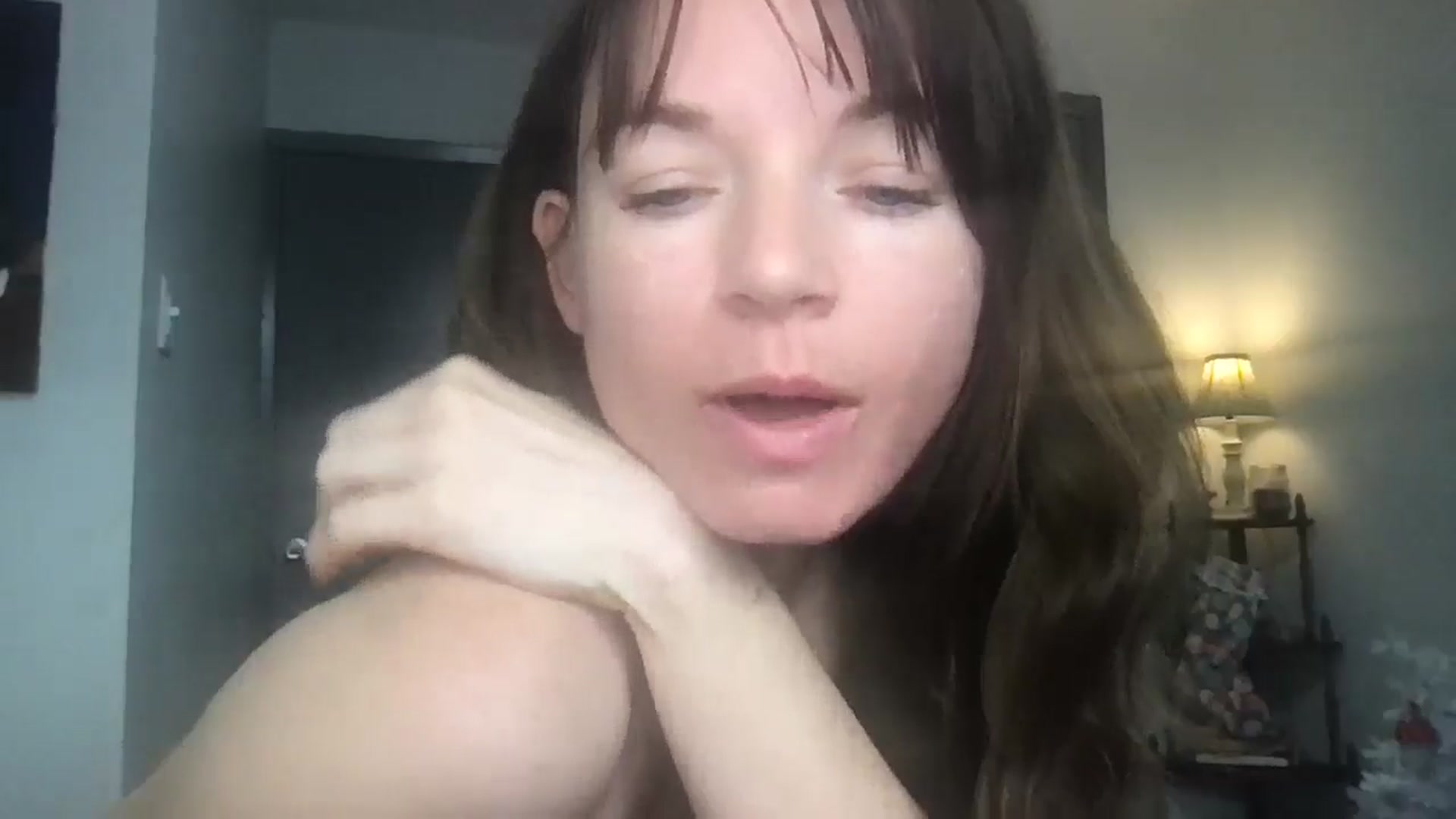 Gallery image thumbnail from serava's myfreecams stream on, 12/28/2025, 18:03 image 12 of 20