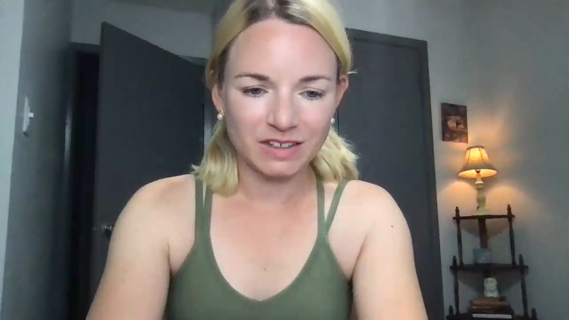 Gallery image thumbnail from serava's myfreecams stream on, 06/16/2026, 19:52 image 14 of 20