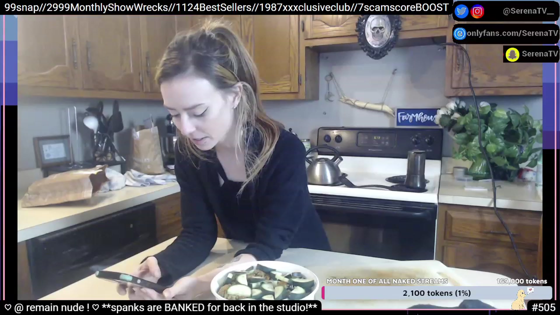 Gallery image thumbnail from serenatv's myfreecams stream on, 01/12/2023, 23:57 image 15 of 20