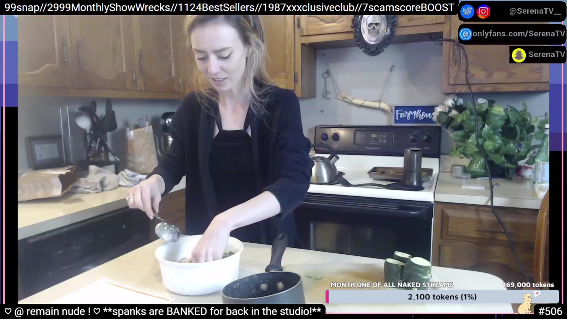 Gallery image thumbnail from serenatv's myfreecams stream on, 01/12/2023, 23:57 image 10 of 20