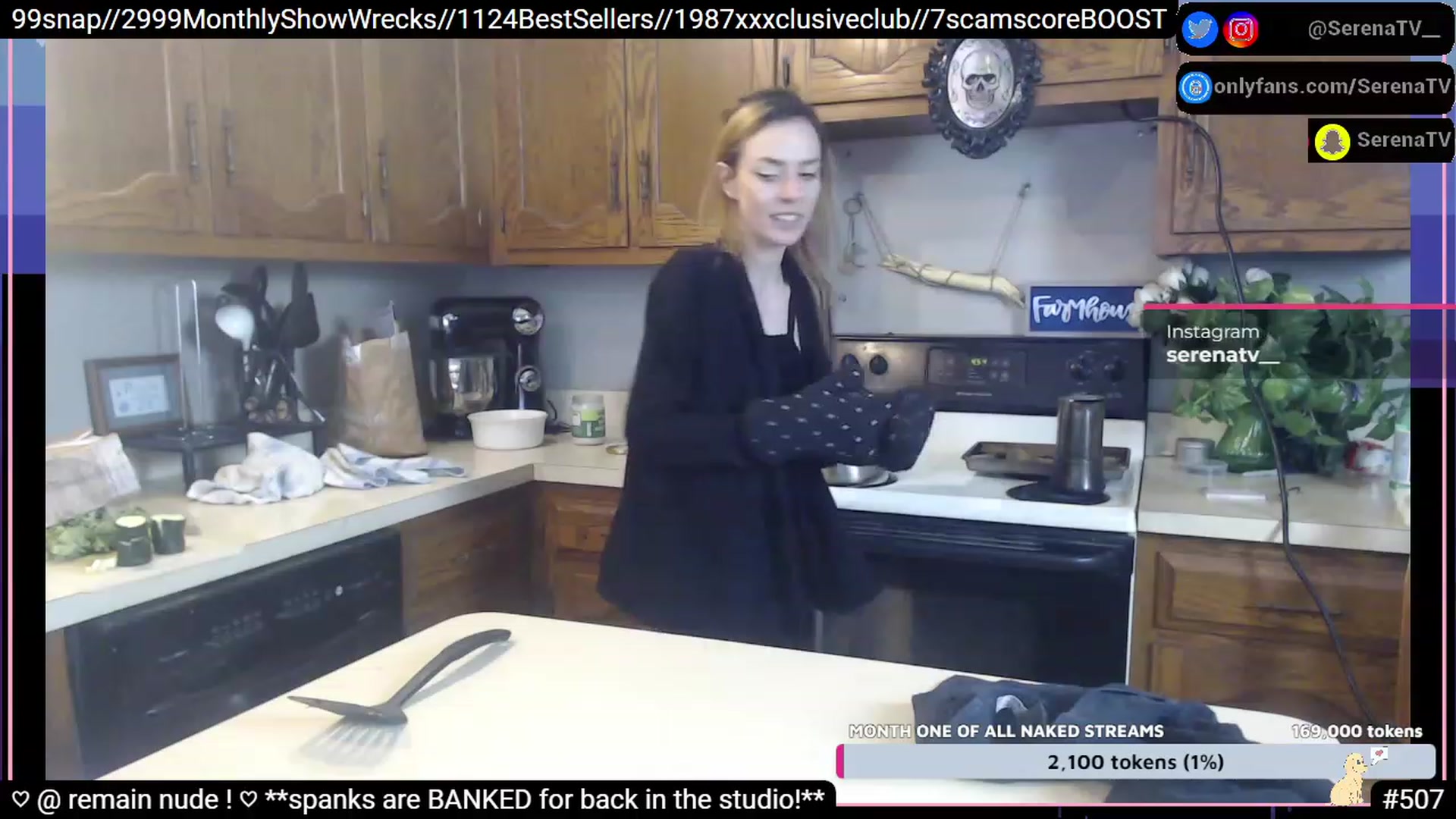 Gallery image thumbnail from serenatv's myfreecams stream on, 01/12/2023, 23:57 image 7 of 20