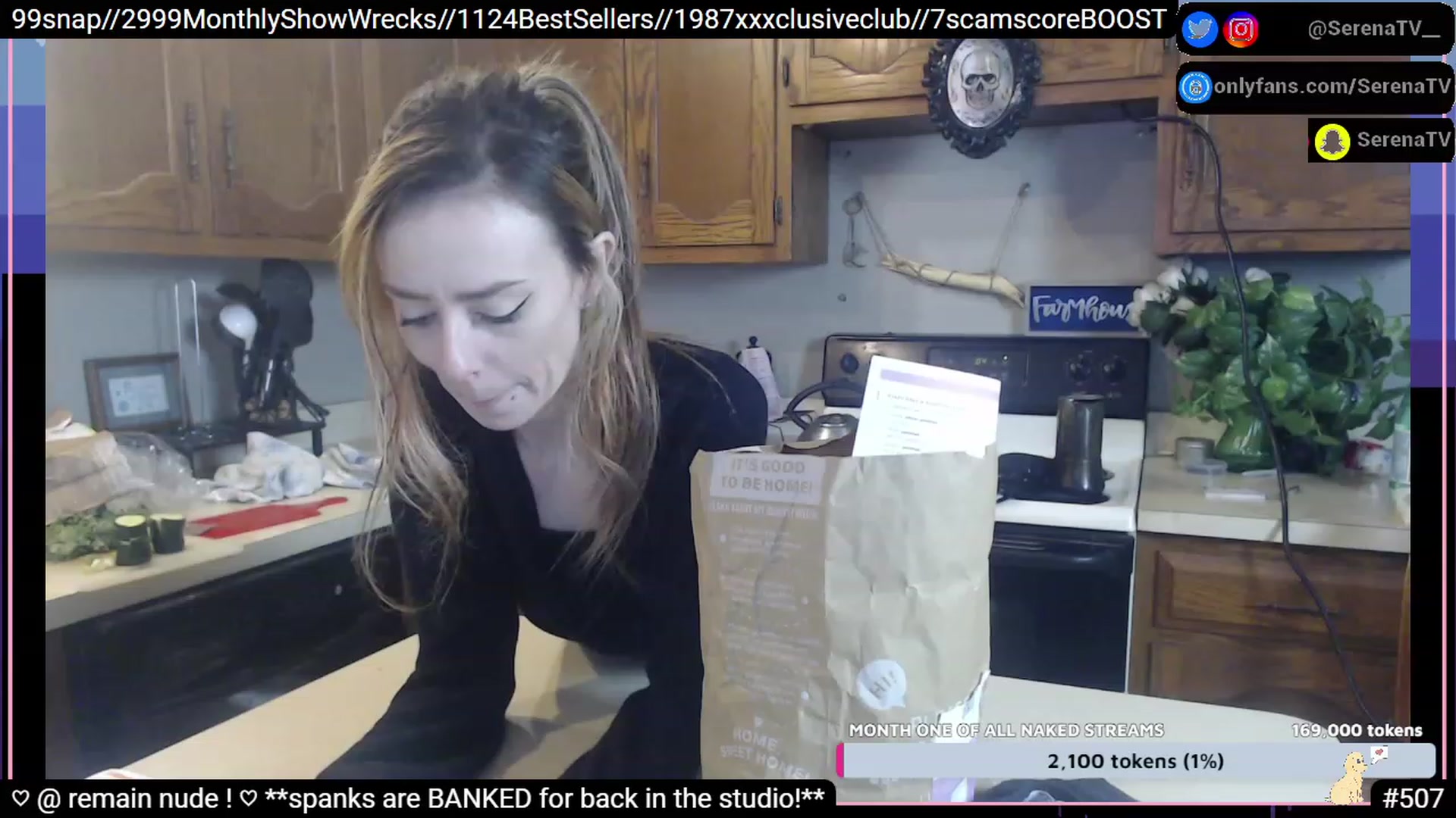 Gallery image thumbnail from serenatv's myfreecams stream on, 01/12/2023, 23:57 image 1 of 20