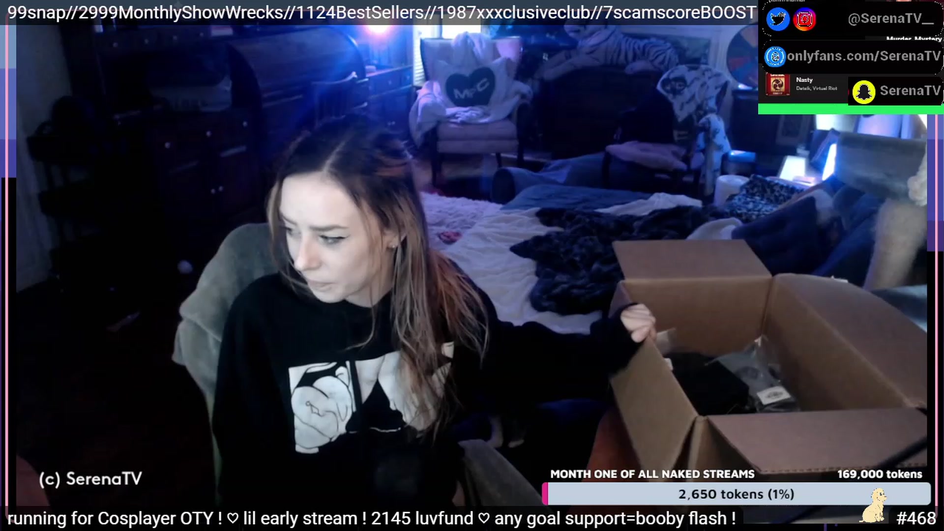 Gallery image thumbnail from serenatv's myfreecams stream on, 01/18/2023, 19:45 image 12 of 20