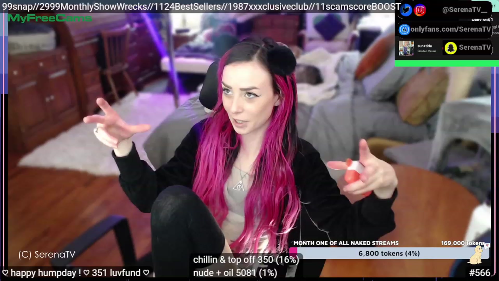 Gallery image thumbnail from serenatv's myfreecams stream on, 02/15/2023, 21:42 image 3 of 20