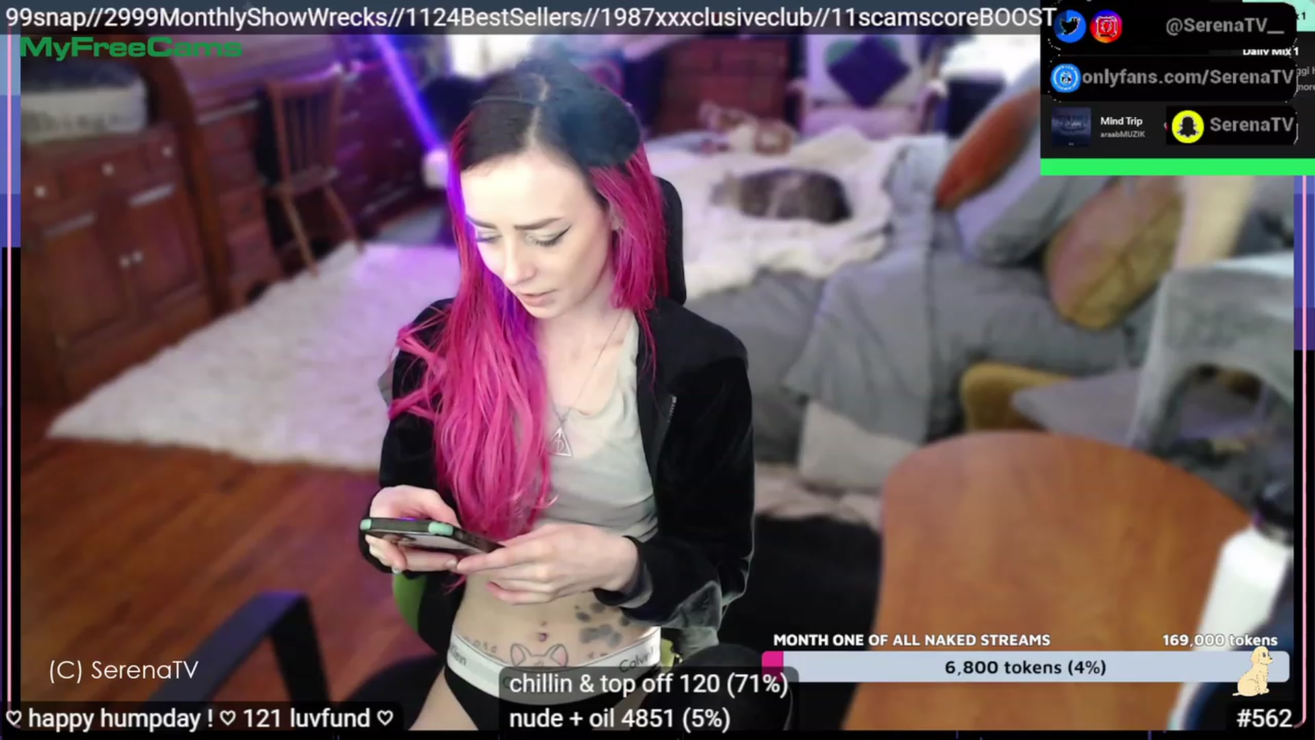 Gallery image thumbnail from serenatv's myfreecams stream on, 02/15/2023, 21:42 image 4 of 20