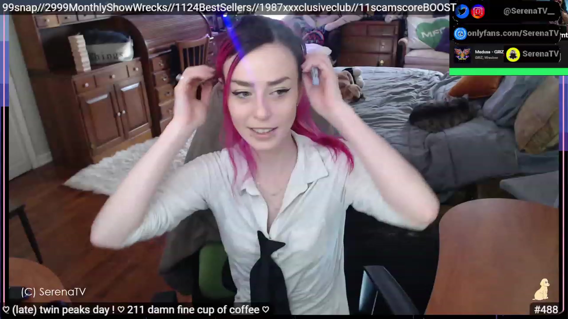 Gallery image thumbnail from serenatv's myfreecams stream on, 02/25/2023, 20:26 image 17 of 20