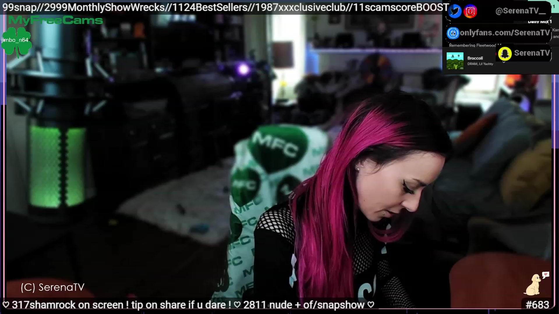 Gallery image thumbnail from serenatv's myfreecams stream on, 03/15/2023, 20:39 image 7 of 20