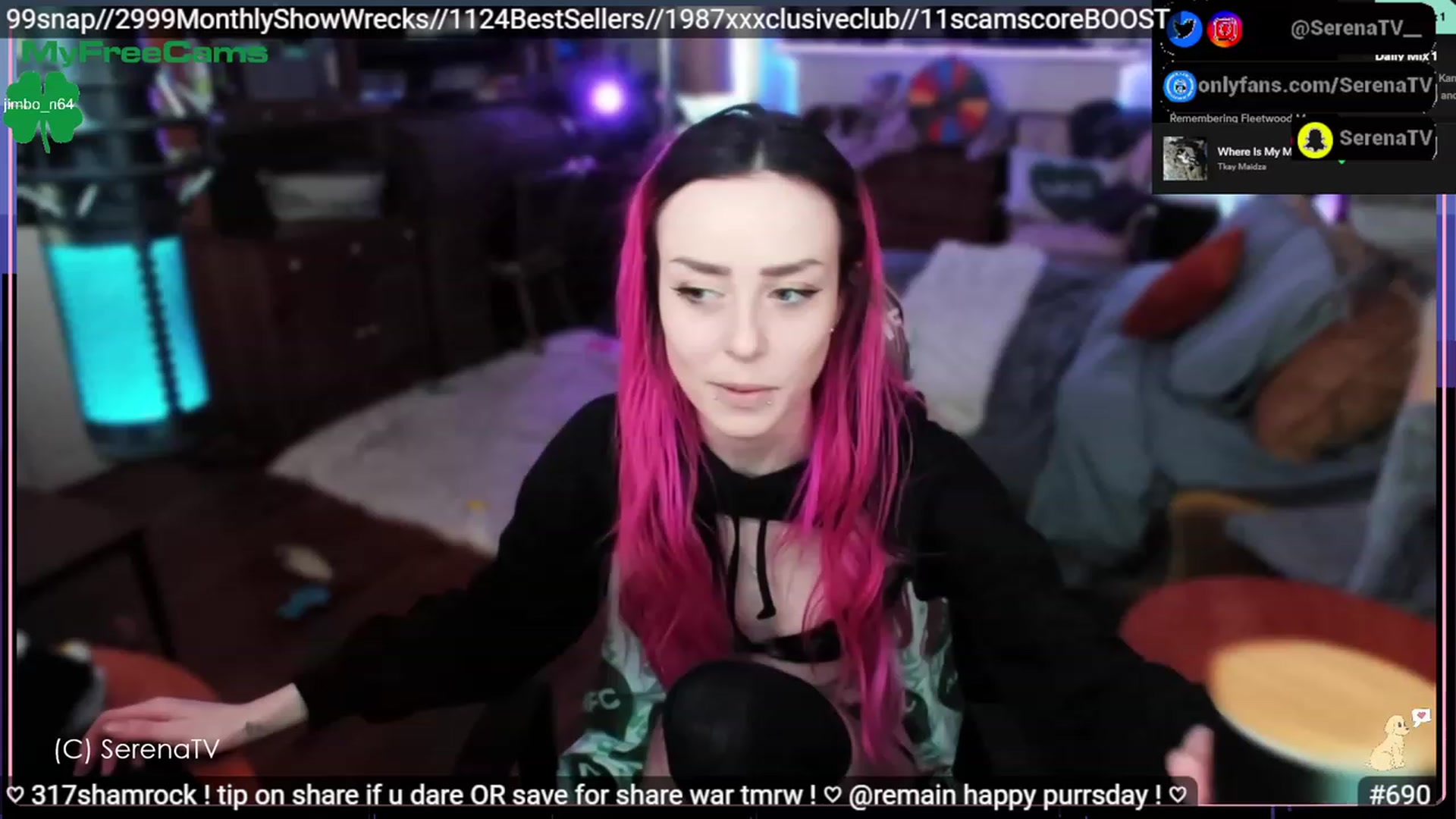 Gallery image thumbnail from serenatv's myfreecams stream on, 03/16/2023, 20:24 image 17 of 20