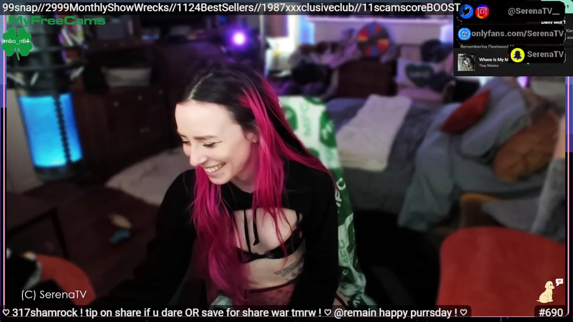 Gallery image thumbnail from serenatv's myfreecams stream on, 03/16/2023, 20:24 image 20 of 20