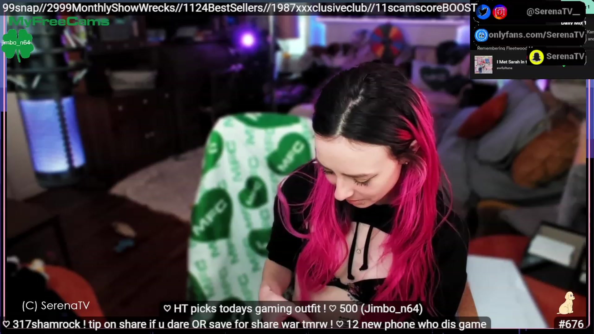 Gallery image thumbnail from serenatv's myfreecams stream on, 03/16/2023, 21:14 image 15 of 20