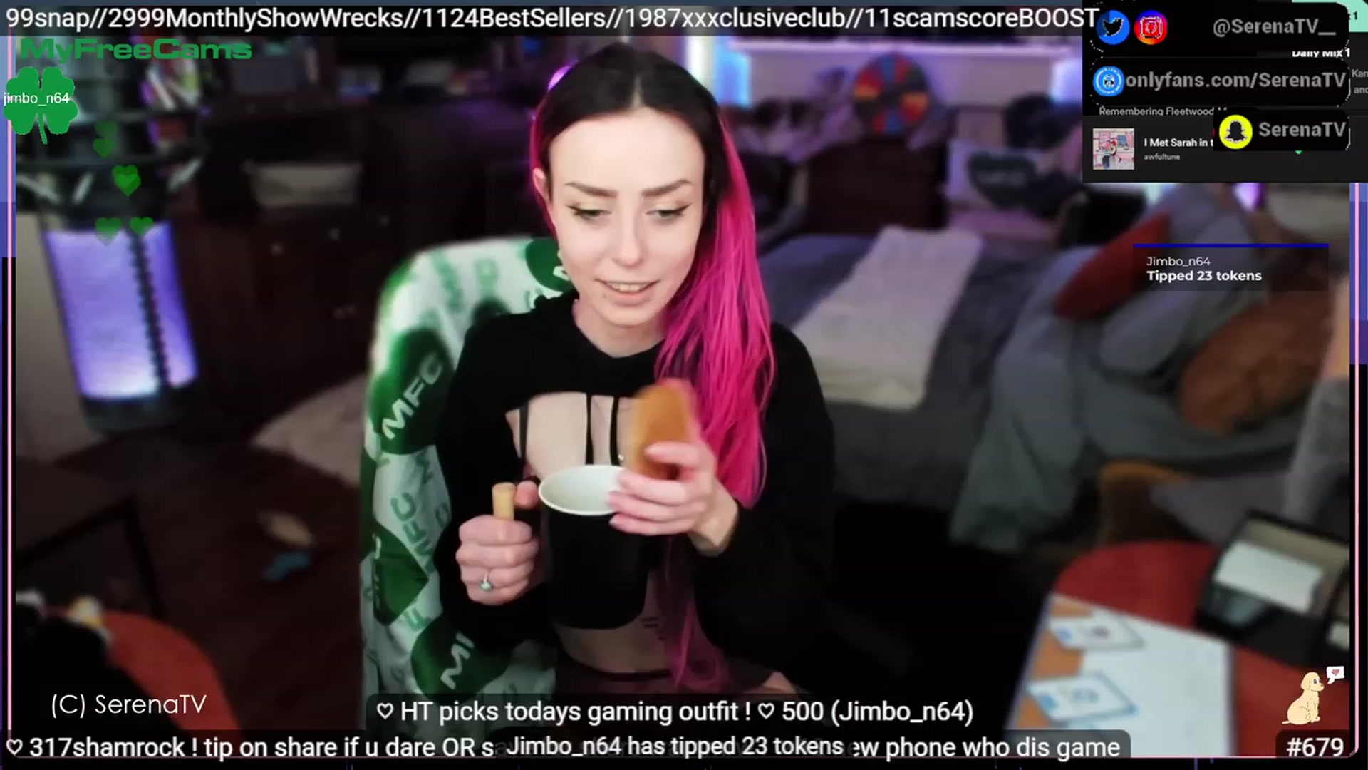 Gallery image thumbnail from serenatv's myfreecams stream on, 03/16/2023, 21:14 image 4 of 20