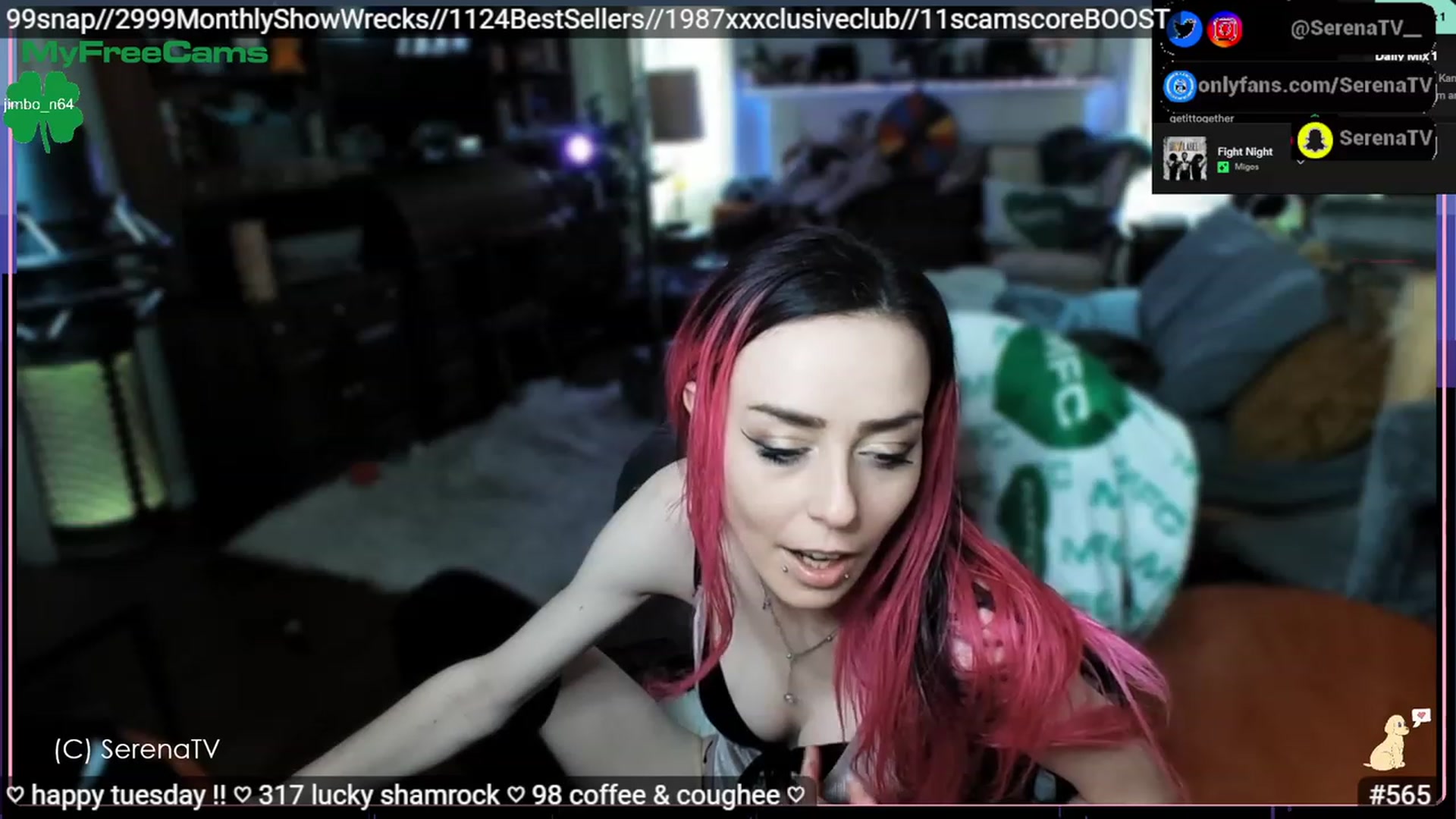 Gallery image thumbnail from serenatv's myfreecams stream on, 03/28/2023, 20:50 image 5 of 20