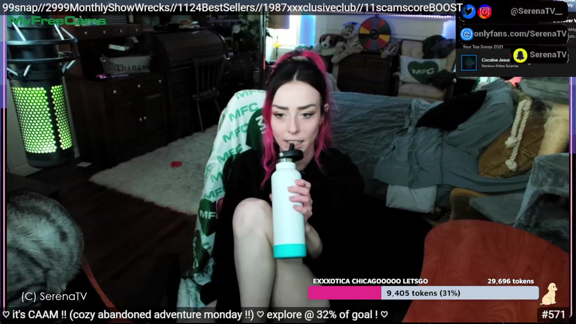 Gallery image thumbnail from serenatv's myfreecams stream on, 04/17/2023, 20:15 image 3 of 20