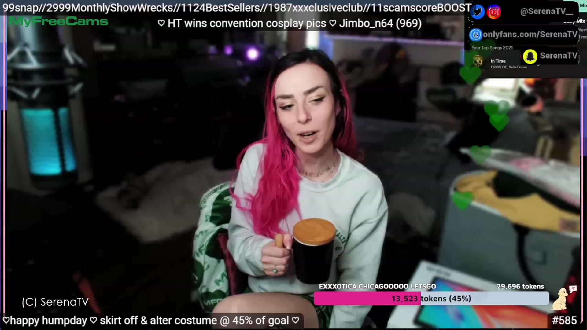 Gallery image thumbnail from serenatv's myfreecams stream on, 04/19/2023, 22:54 image 4 of 20