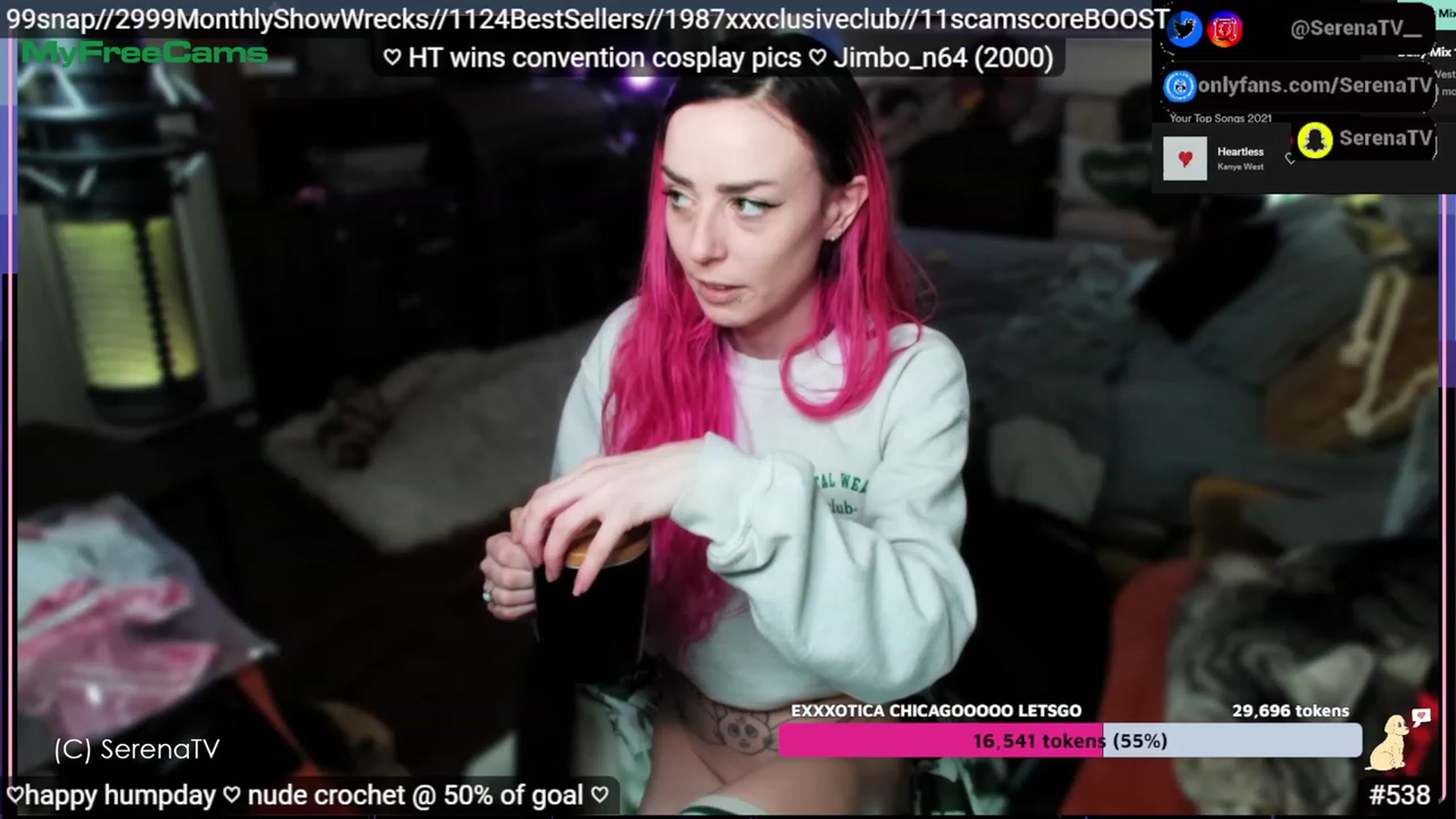 Gallery image thumbnail from serenatv's myfreecams stream on, 04/19/2023, 22:54 image 7 of 20