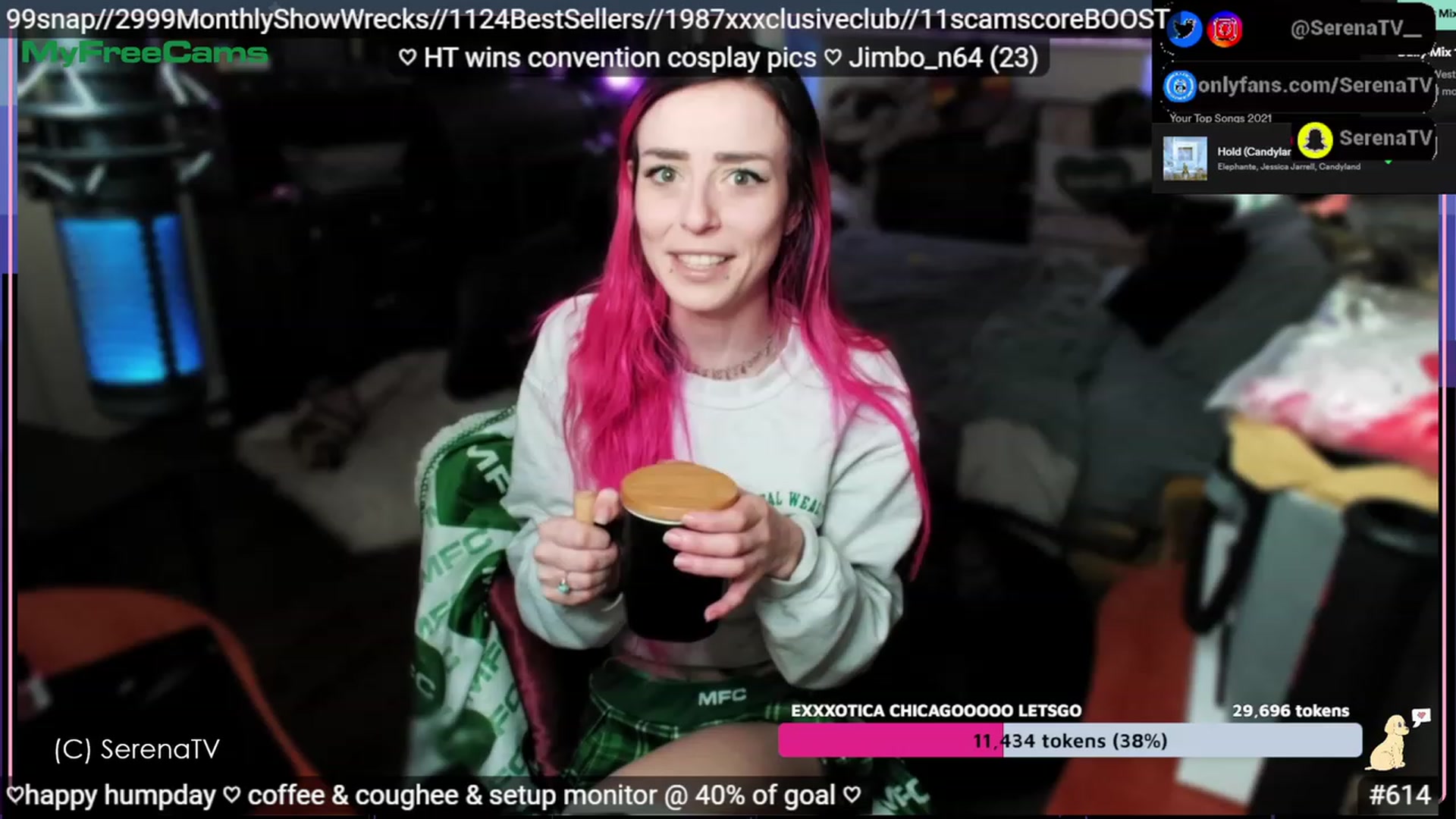 Gallery image thumbnail from serenatv's myfreecams stream on, 04/19/2023, 22:54 image 1 of 20