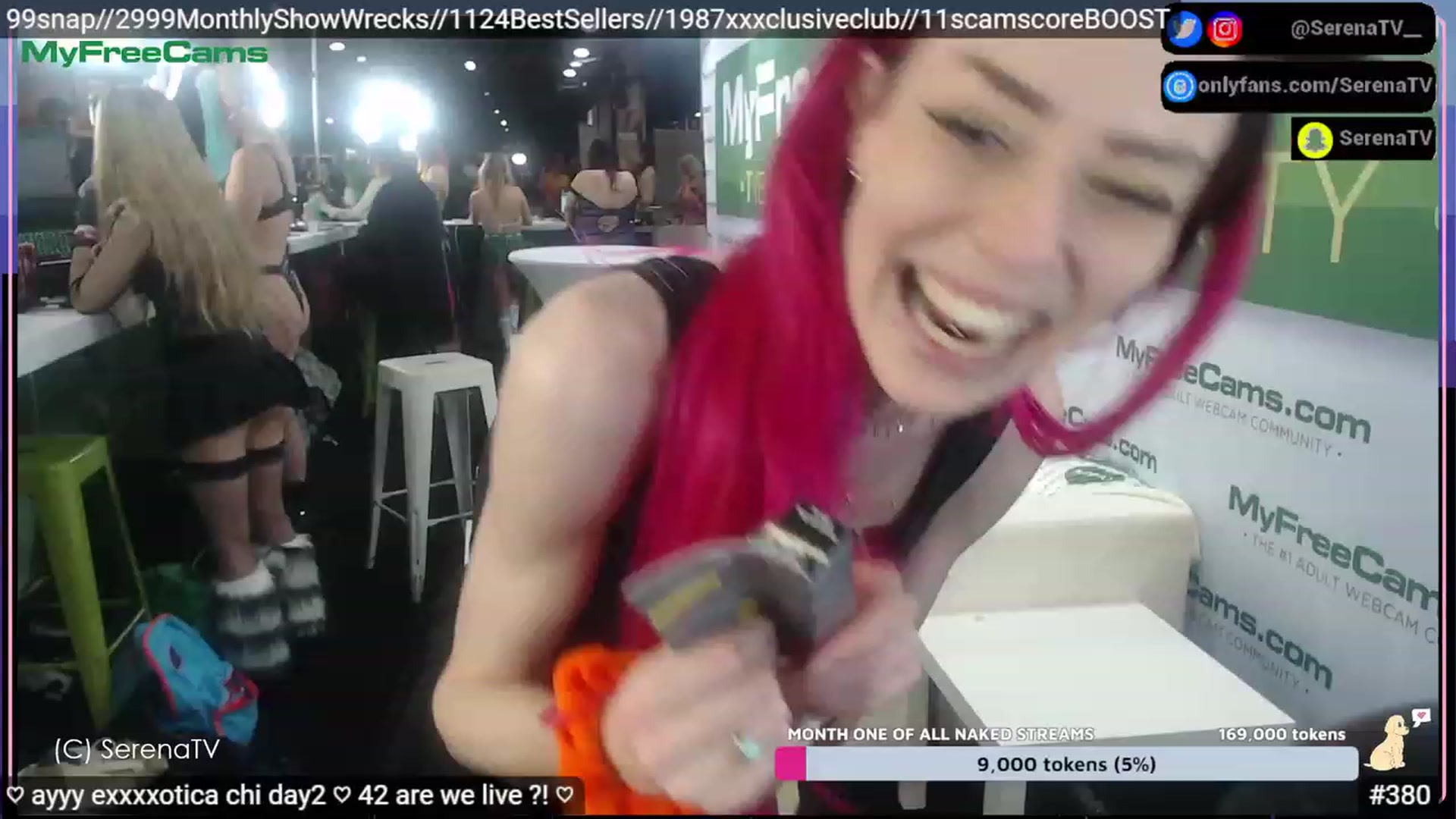 Gallery image thumbnail from serenatv's myfreecams stream on, 04/22/2023, 20:48 image 14 of 20