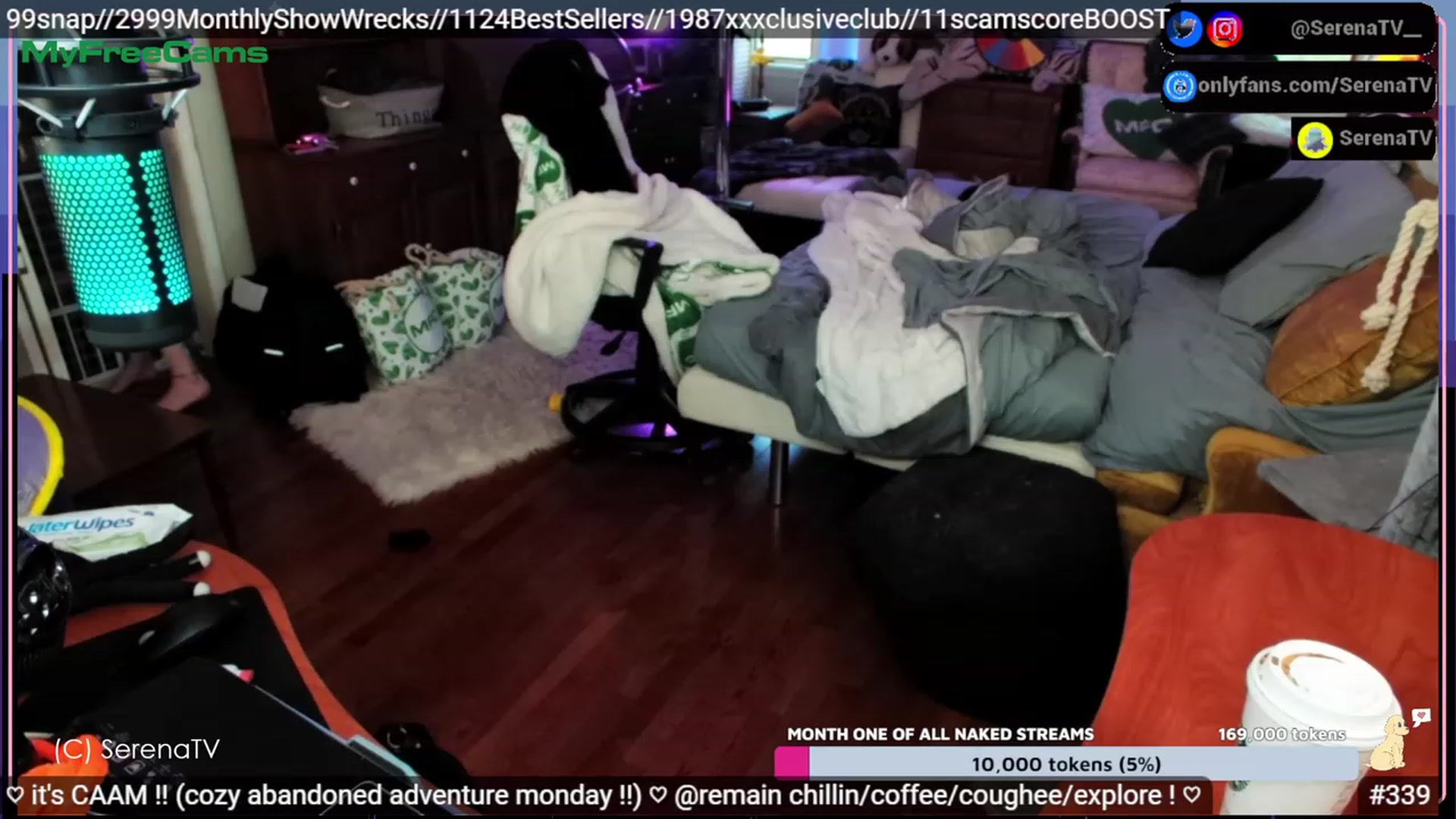 Gallery image thumbnail from serenatv's myfreecams stream on, 04/25/2023, 24:18 image 12 of 20