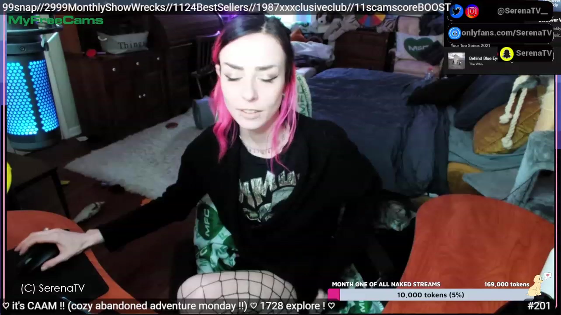 Gallery image thumbnail from serenatv's myfreecams stream on, 05/01/2023, 20:42 image 20 of 20