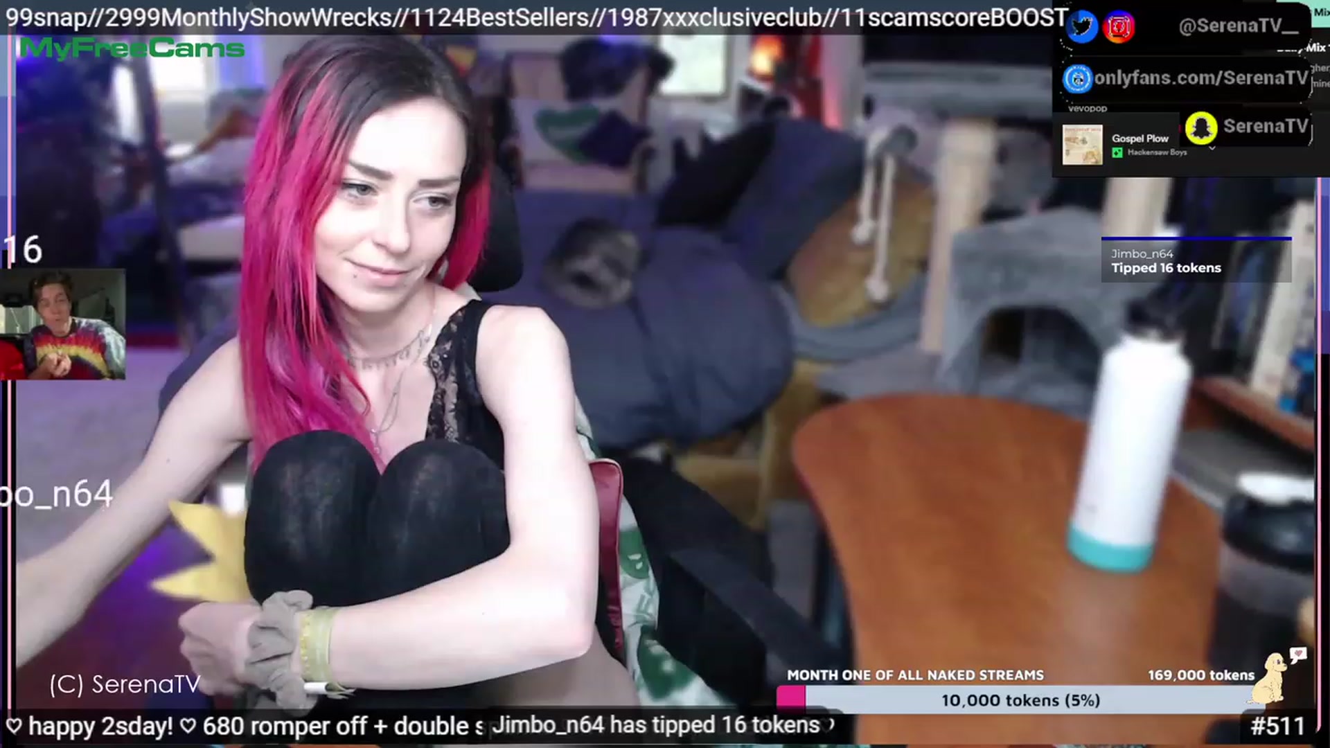 Gallery image thumbnail from serenatv's myfreecams stream on, 05/02/2023, 20:32 image 6 of 20