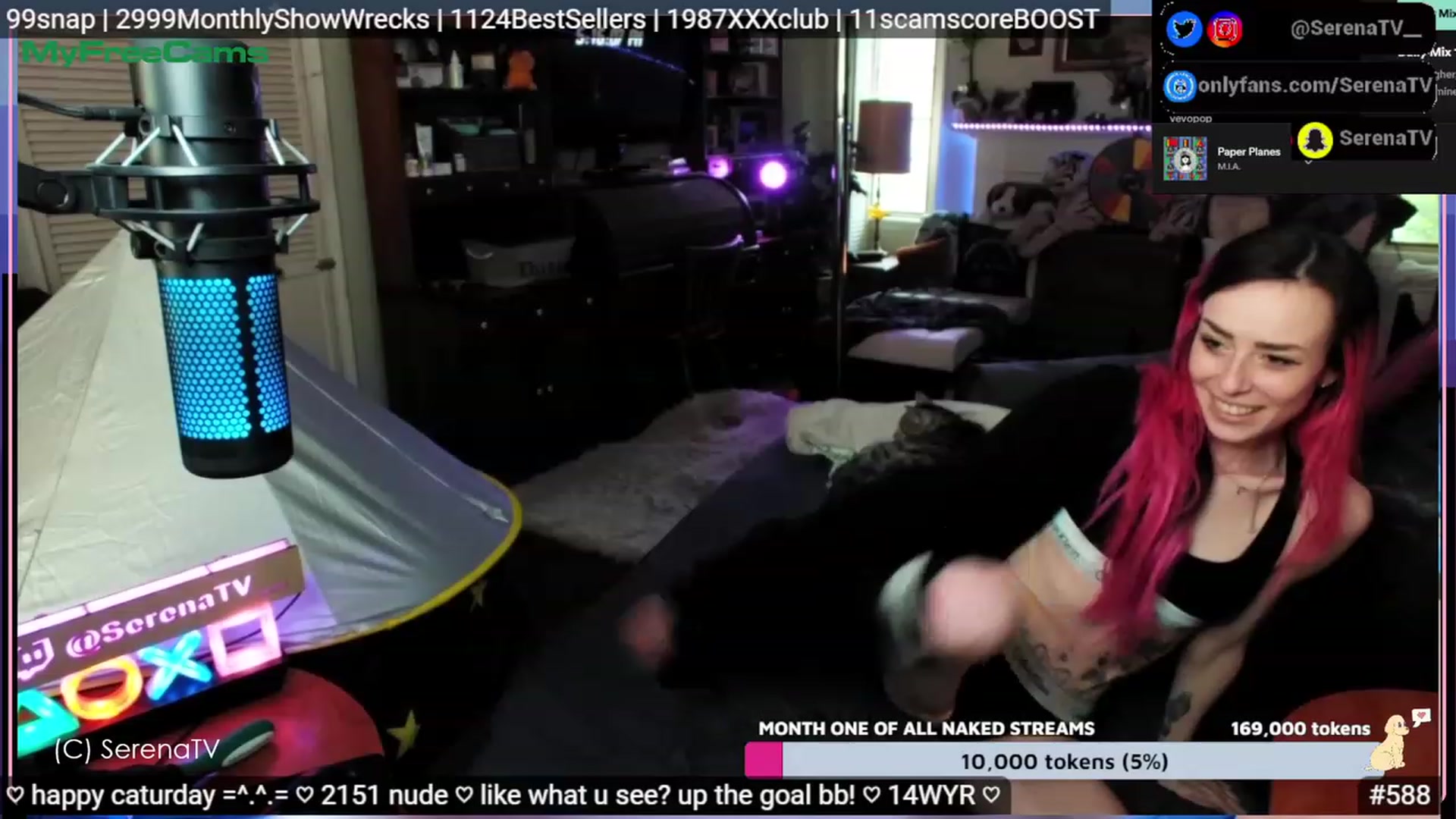 Gallery image thumbnail from serenatv's myfreecams stream on, 05/06/2023, 22:46 image 13 of 20